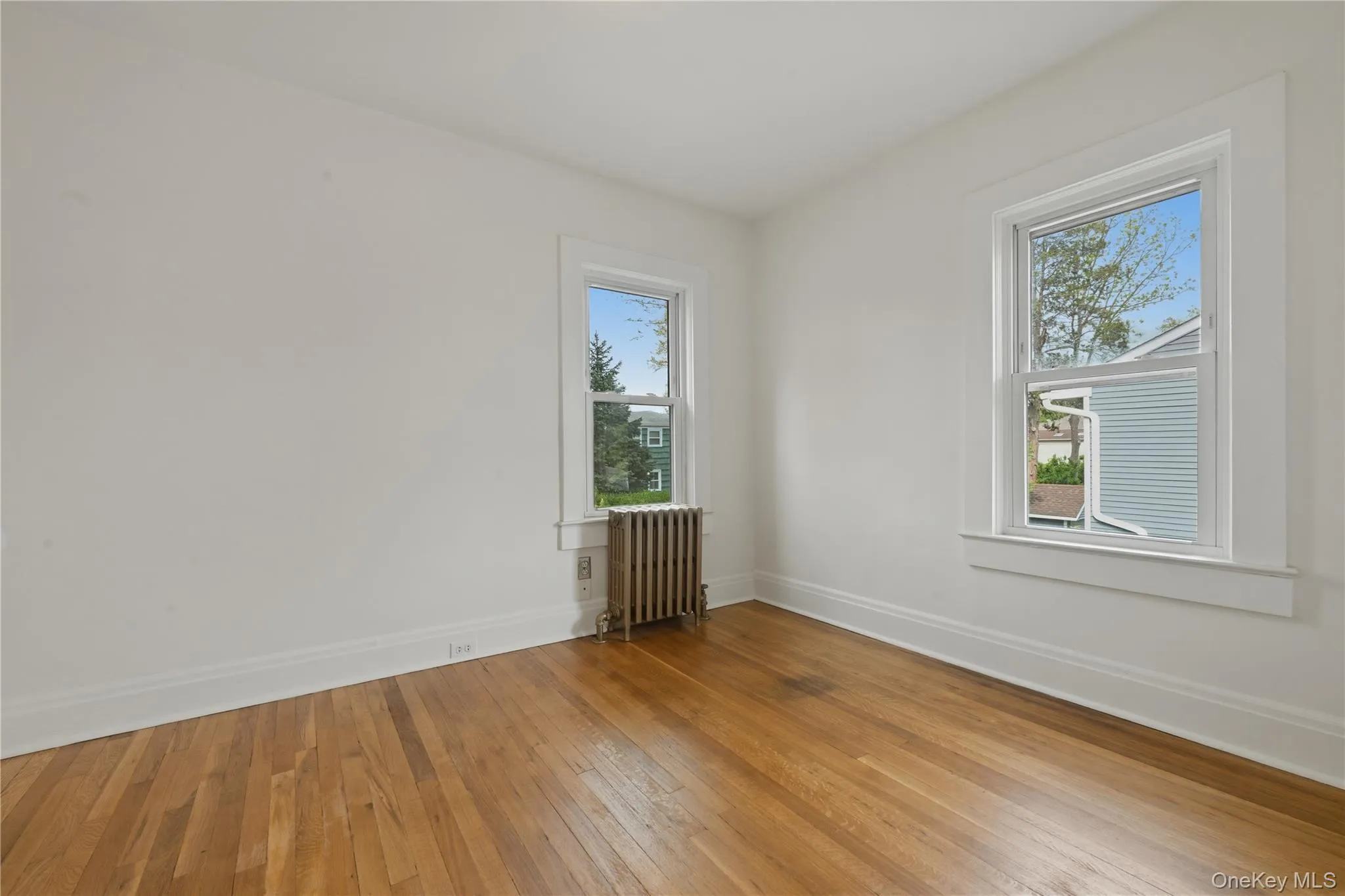 88 Coles Street, Glen Cove, NY, 3 Bedrooms Bedrooms, 8 Rooms Rooms,2 BathroomsBathrooms,Residential Lease,For Rent,Coles,0,993162 88 Coles Street, Glen Cove, NY, 3 Bedrooms Bedrooms, 8 Rooms Rooms,2 BathroomsBathrooms,Residential Lease,For Rent,Coles,0,993162