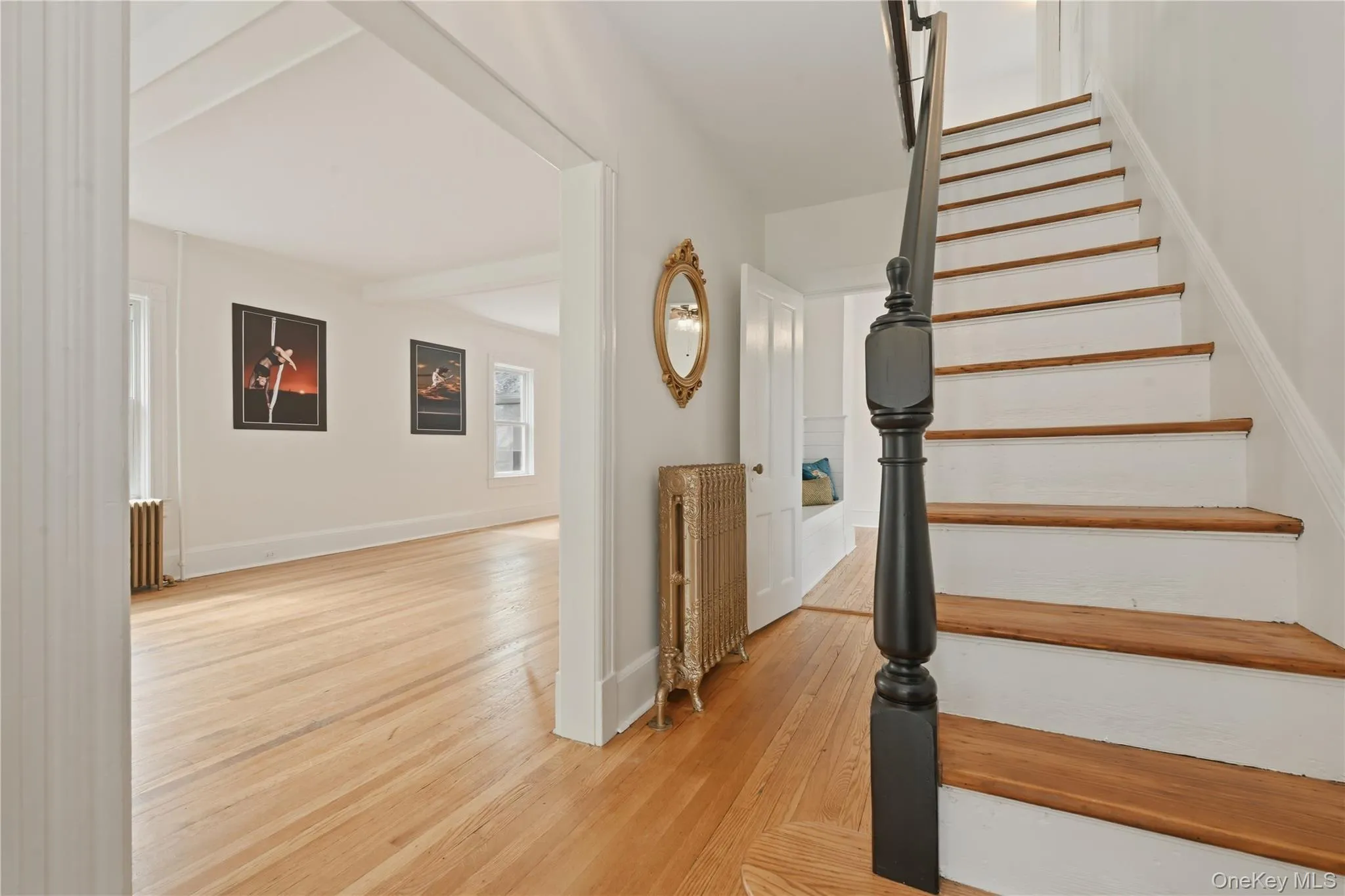 88 Coles Street, Glen Cove, NY, 3 Bedrooms Bedrooms, 8 Rooms Rooms,2 BathroomsBathrooms,Residential Lease,For Rent,Coles,0,993162 88 Coles Street, Glen Cove, NY, 3 Bedrooms Bedrooms, 8 Rooms Rooms,2 BathroomsBathrooms,Residential Lease,For Rent,Coles,0,993162