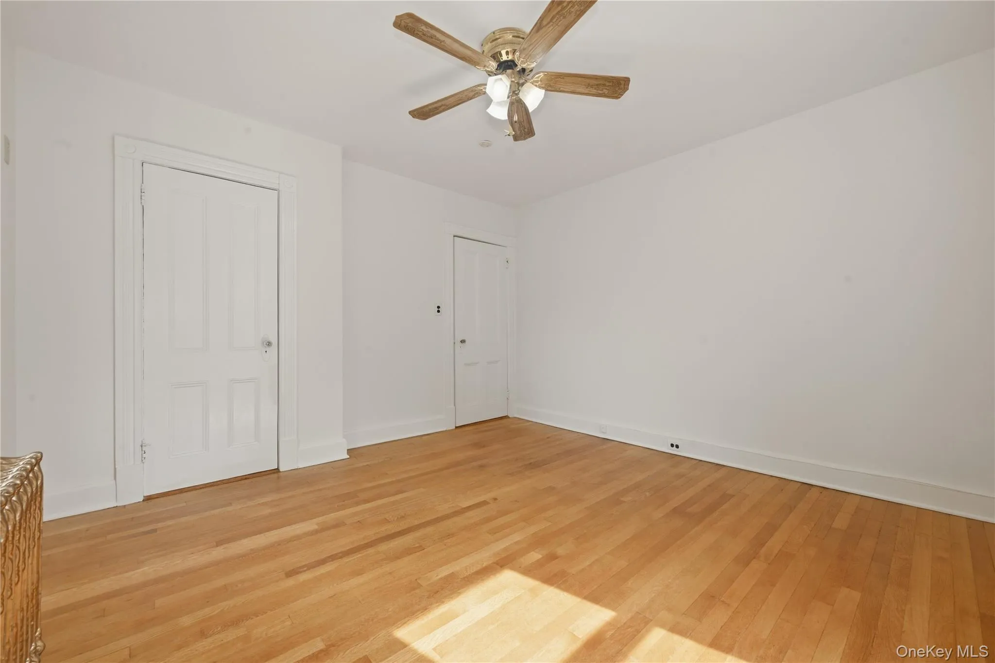 88 Coles Street, Glen Cove, NY, 3 Bedrooms Bedrooms, 8 Rooms Rooms,2 BathroomsBathrooms,Residential Lease,For Rent,Coles,0,993162 88 Coles Street, Glen Cove, NY, 3 Bedrooms Bedrooms, 8 Rooms Rooms,2 BathroomsBathrooms,Residential Lease,For Rent,Coles,0,993162