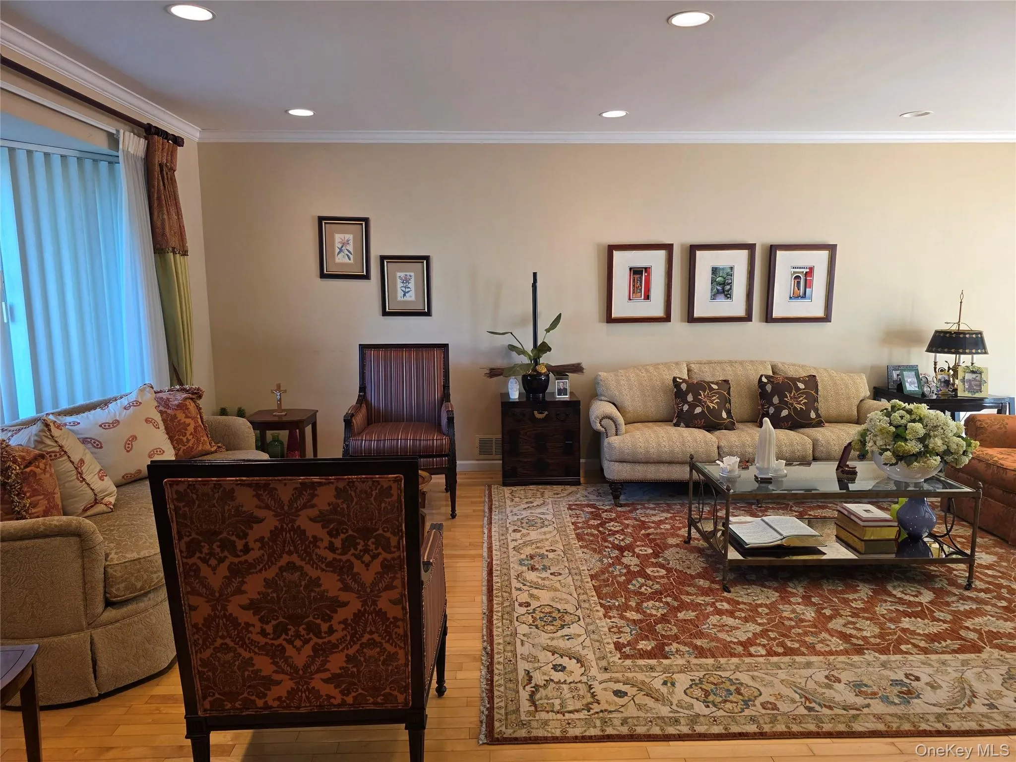 78 Woods Drive, North Hempstead, NY, 5 Bedrooms Bedrooms, 10 Rooms Rooms,4 BathroomsBathrooms,Residential,For Rent,Woods,0,993167 78 Woods Drive, North Hempstead, NY, 5 Bedrooms Bedrooms, 10 Rooms Rooms,4 BathroomsBathrooms,Residential,For Rent,Woods,0,993167
