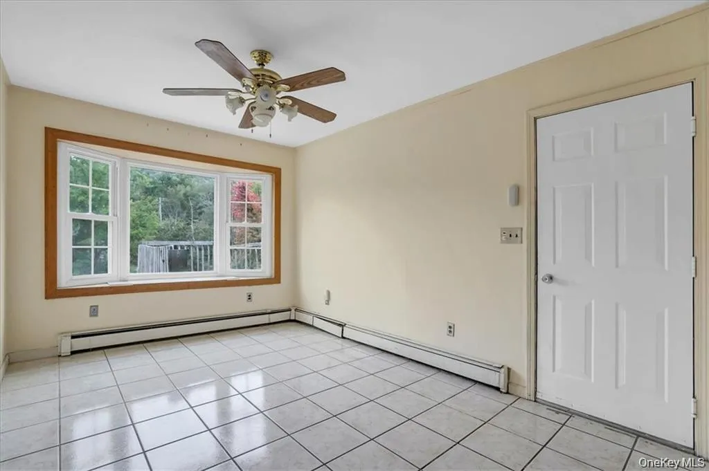 4 Ayr Road, Chester Town, NY, 6 Bedrooms Bedrooms, 15 Rooms Rooms,4 BathroomsBathrooms,Residential Lease,For Rent,Ayr,0,993173 4 Ayr Road, Chester Town, NY, 6 Bedrooms Bedrooms, 15 Rooms Rooms,4 BathroomsBathrooms,Residential Lease,For Rent,Ayr,0,993173