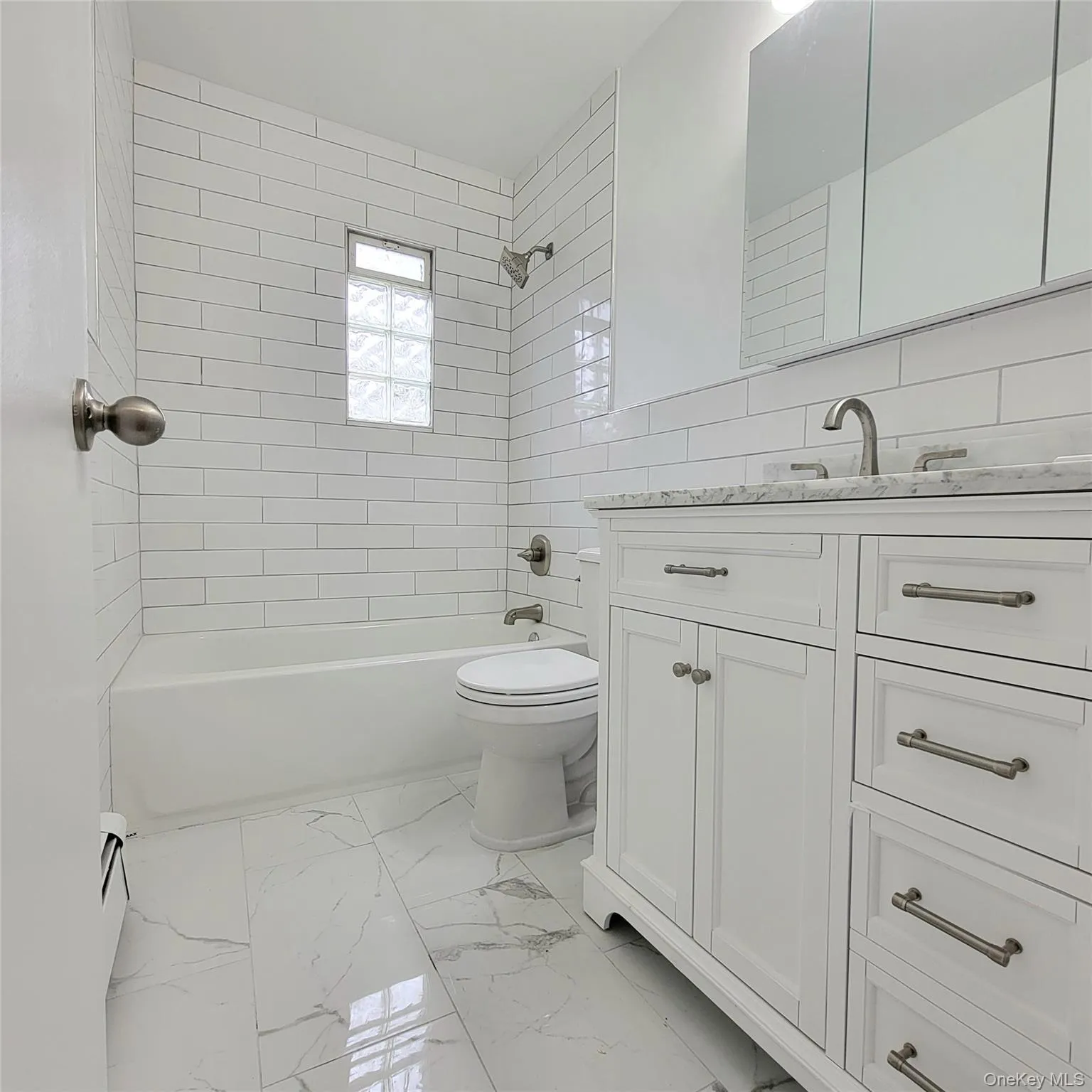 571 Nassau Boulevard, Hempstead, NY, 3 Bedrooms Bedrooms, 5 Rooms Rooms,1 BathroomBathrooms,Residential Lease,For Rent,Nassau,0,993175 571 Nassau Boulevard, Hempstead, NY, 3 Bedrooms Bedrooms, 5 Rooms Rooms,1 BathroomBathrooms,Residential Lease,For Rent,Nassau,0,993175