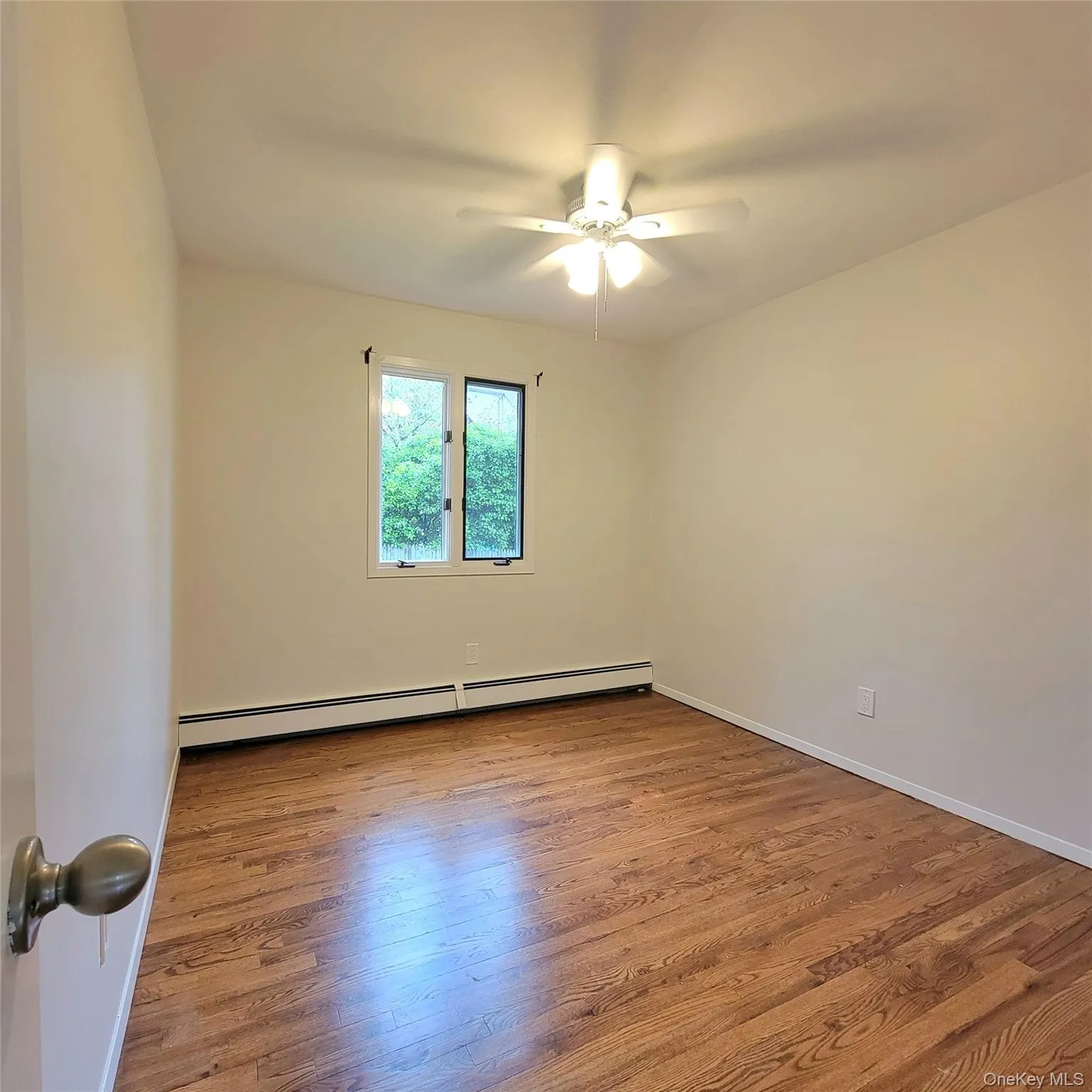 571 Nassau Boulevard, Hempstead, NY, 3 Bedrooms Bedrooms, 5 Rooms Rooms,1 BathroomBathrooms,Residential Lease,For Rent,Nassau,0,993175 571 Nassau Boulevard, Hempstead, NY, 3 Bedrooms Bedrooms, 5 Rooms Rooms,1 BathroomBathrooms,Residential Lease,For Rent,Nassau,0,993175