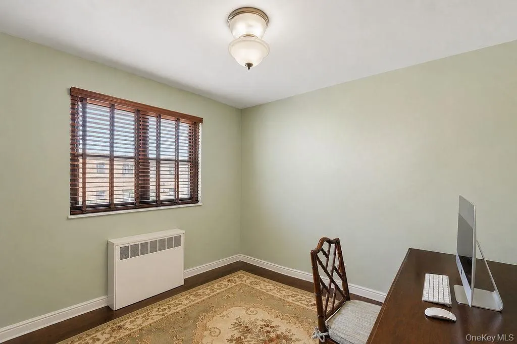 155-42 81st Street, New York, NY, 3 Bedrooms Bedrooms, 5 Rooms Rooms,2 BathroomsBathrooms,Residential,For Rent,81st,0,993181 155-42 81st Street, New York, NY, 3 Bedrooms Bedrooms, 5 Rooms Rooms,2 BathroomsBathrooms,Residential,For Rent,81st,0,993181