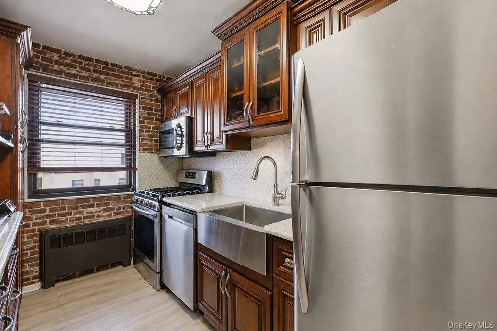 155-42 81st Street, New York, NY, 3 Bedrooms Bedrooms, 5 Rooms Rooms,2 BathroomsBathrooms,Residential,For Rent,81st,0,993181 155-42 81st Street, New York, NY, 3 Bedrooms Bedrooms, 5 Rooms Rooms,2 BathroomsBathrooms,Residential,For Rent,81st,0,993181