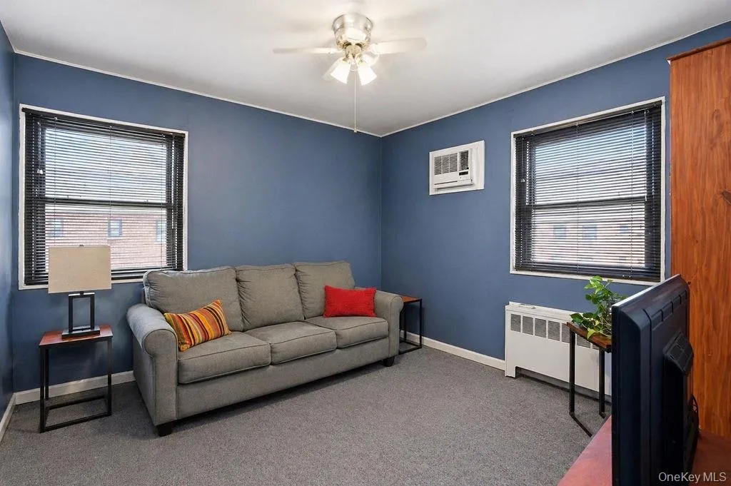 155-42 81st Street, New York, NY, 3 Bedrooms Bedrooms, 5 Rooms Rooms,2 BathroomsBathrooms,Residential,For Rent,81st,0,993181 155-42 81st Street, New York, NY, 3 Bedrooms Bedrooms, 5 Rooms Rooms,2 BathroomsBathrooms,Residential,For Rent,81st,0,993181