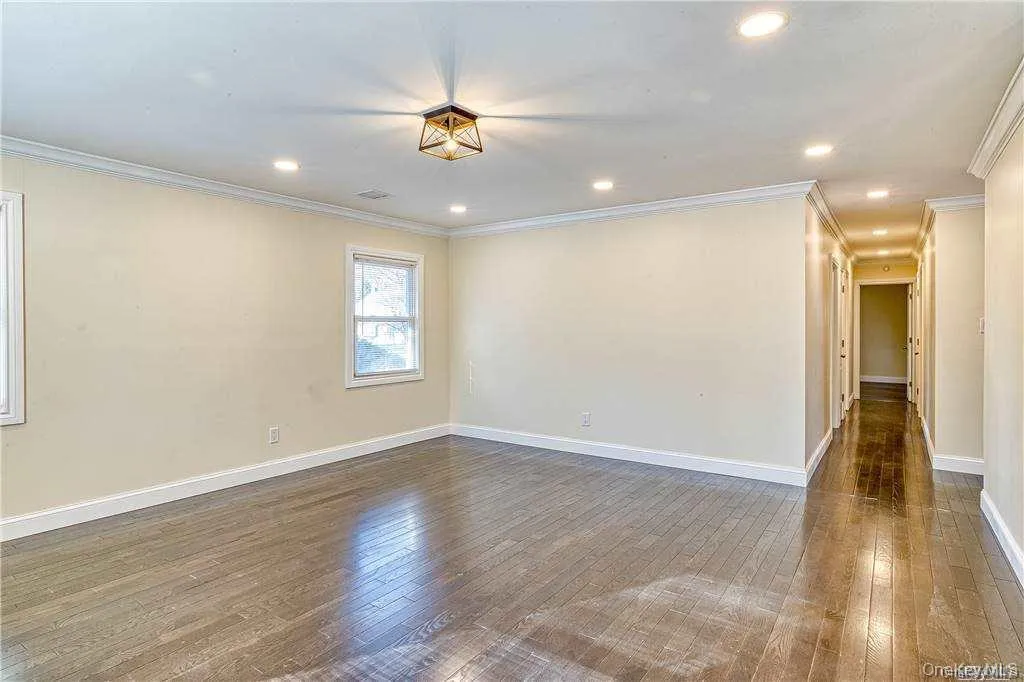 30 Whitfield Lane, Brookhaven, NY, 4 Bedrooms Bedrooms, 8 Rooms Rooms,2 BathroomsBathrooms,Residential Lease,For Rent,Whitfield,0,993195 30 Whitfield Lane, Brookhaven, NY, 4 Bedrooms Bedrooms, 8 Rooms Rooms,2 BathroomsBathrooms,Residential Lease,For Rent,Whitfield,0,993195
