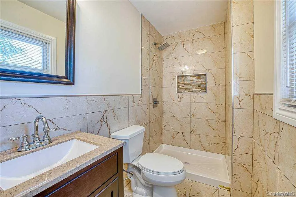 30 Whitfield Lane, Brookhaven, NY, 4 Bedrooms Bedrooms, 8 Rooms Rooms,2 BathroomsBathrooms,Residential Lease,For Rent,Whitfield,0,993195 30 Whitfield Lane, Brookhaven, NY, 4 Bedrooms Bedrooms, 8 Rooms Rooms,2 BathroomsBathrooms,Residential Lease,For Rent,Whitfield,0,993195
