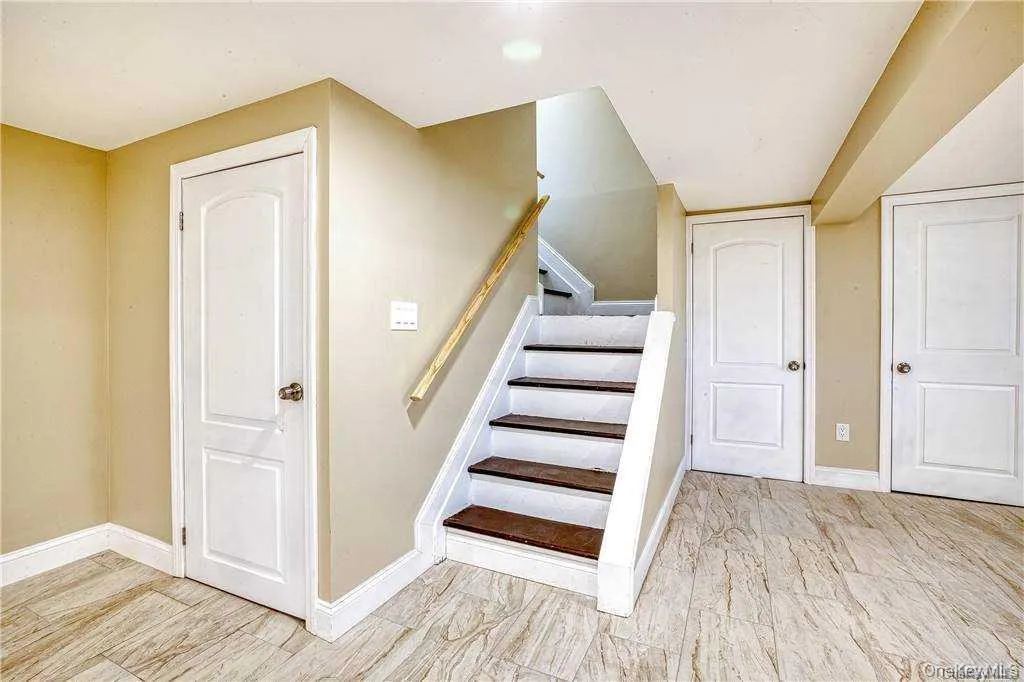 30 Whitfield Lane, Brookhaven, NY, 4 Bedrooms Bedrooms, 8 Rooms Rooms,2 BathroomsBathrooms,Residential Lease,For Rent,Whitfield,0,993195 30 Whitfield Lane, Brookhaven, NY, 4 Bedrooms Bedrooms, 8 Rooms Rooms,2 BathroomsBathrooms,Residential Lease,For Rent,Whitfield,0,993195