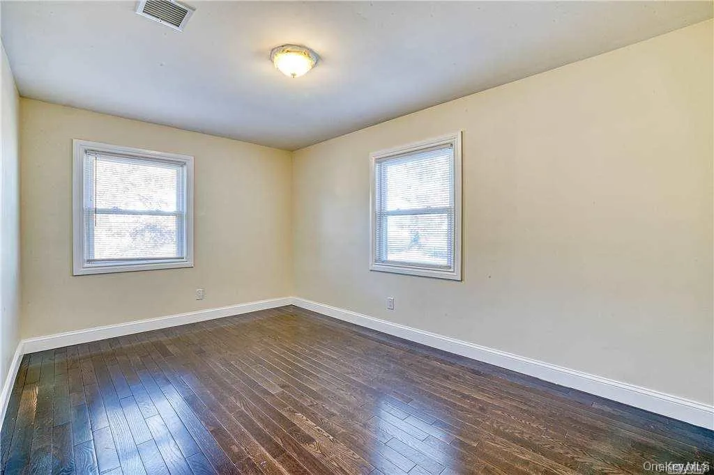 30 Whitfield Lane, Brookhaven, NY, 4 Bedrooms Bedrooms, 8 Rooms Rooms,2 BathroomsBathrooms,Residential Lease,For Rent,Whitfield,0,993195 30 Whitfield Lane, Brookhaven, NY, 4 Bedrooms Bedrooms, 8 Rooms Rooms,2 BathroomsBathrooms,Residential Lease,For Rent,Whitfield,0,993195
