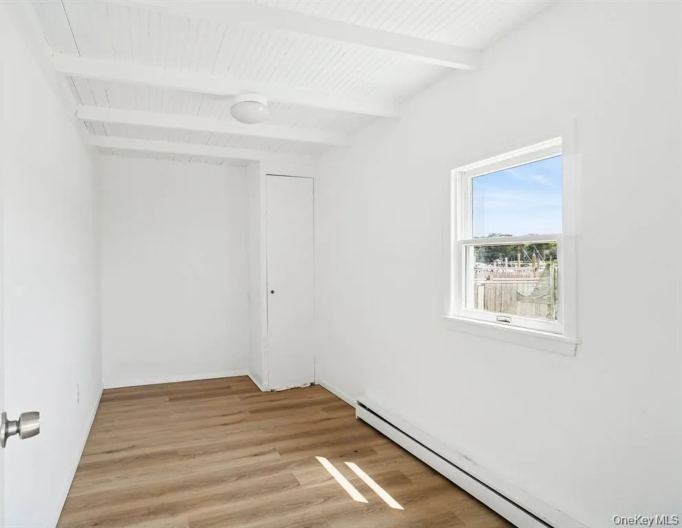 35 Gardners Lane, Southampton, NY, 4 Bedrooms Bedrooms, 8 Rooms Rooms,5 BathroomsBathrooms,Residential,For Rent,Gardners,0,993209 35 Gardners Lane, Southampton, NY, 4 Bedrooms Bedrooms, 8 Rooms Rooms,5 BathroomsBathrooms,Residential,For Rent,Gardners,0,993209
