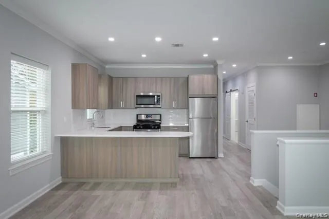126 Sutton Court, Babylon, NY, 2 Bedrooms Bedrooms, 5 Rooms Rooms,2 BathroomsBathrooms,Residential Lease,For Rent,Sutton,0,993213 126 Sutton Court, Babylon, NY, 2 Bedrooms Bedrooms, 5 Rooms Rooms,2 BathroomsBathrooms,Residential Lease,For Rent,Sutton,0,993213
