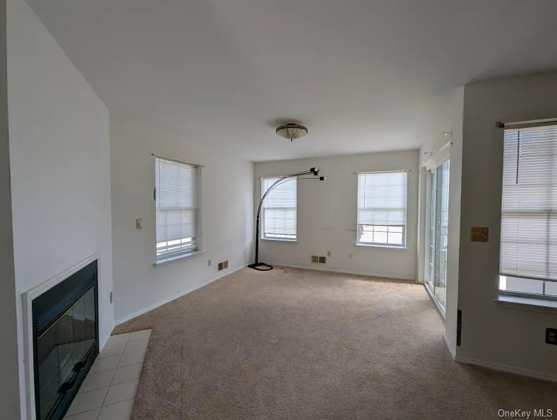 2 Durham Court, Wallkill, NY, 2 Bedrooms Bedrooms, 5 Rooms Rooms,2 BathroomsBathrooms,Residential,For Rent,Durham,0,993223 2 Durham Court, Wallkill, NY, 2 Bedrooms Bedrooms, 5 Rooms Rooms,2 BathroomsBathrooms,Residential,For Rent,Durham,0,993223
