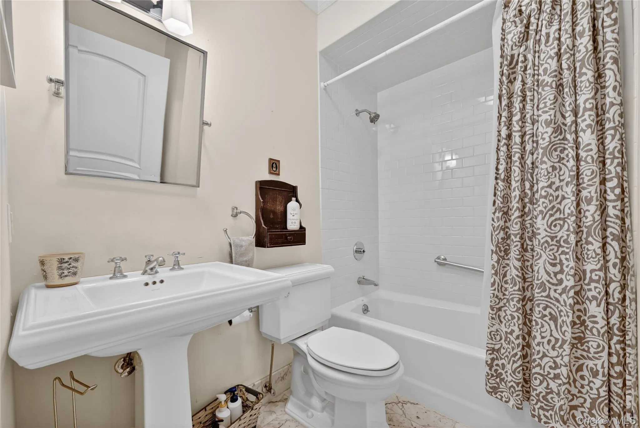 4201 Fred Ill Jr Court, Orangetown, NY, 2 Bedrooms Bedrooms, 5 Rooms Rooms,2 BathroomsBathrooms,Residential,For Rent,Fred Ill Jr,0,993225 4201 Fred Ill Jr Court, Orangetown, NY, 2 Bedrooms Bedrooms, 5 Rooms Rooms,2 BathroomsBathrooms,Residential,For Rent,Fred Ill Jr,0,993225