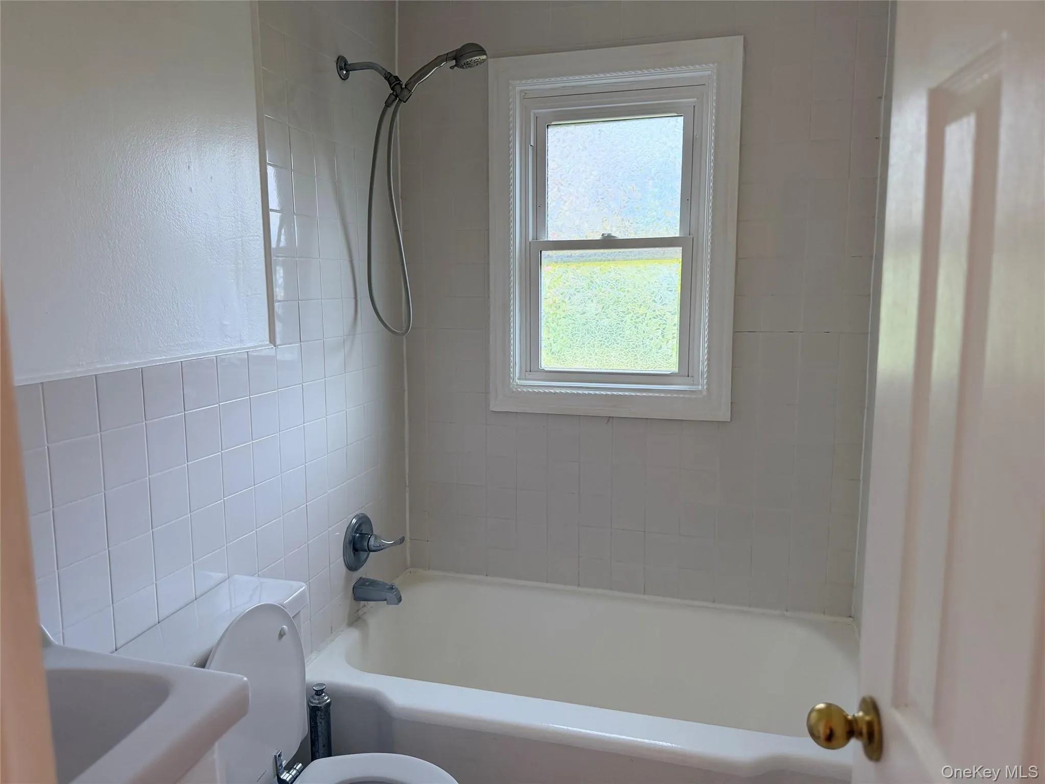 22 Lexington Avenue, North Hempstead, NY, 2 Bedrooms Bedrooms, 4 Rooms Rooms,1 BathroomBathrooms,Residential Lease,For Rent,Lexington,0,993236 22 Lexington Avenue, North Hempstead, NY, 2 Bedrooms Bedrooms, 4 Rooms Rooms,1 BathroomBathrooms,Residential Lease,For Rent,Lexington,0,993236