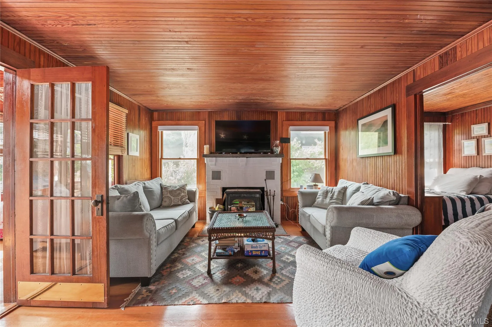 40 Bungalow Walk, Islip, NY, 3 Bedrooms Bedrooms, 7 Rooms Rooms,1 BathroomBathrooms,Residential Lease,For Rent,Bungalow,0,993242 40 Bungalow Walk, Islip, NY, 3 Bedrooms Bedrooms, 7 Rooms Rooms,1 BathroomBathrooms,Residential Lease,For Rent,Bungalow,0,993242