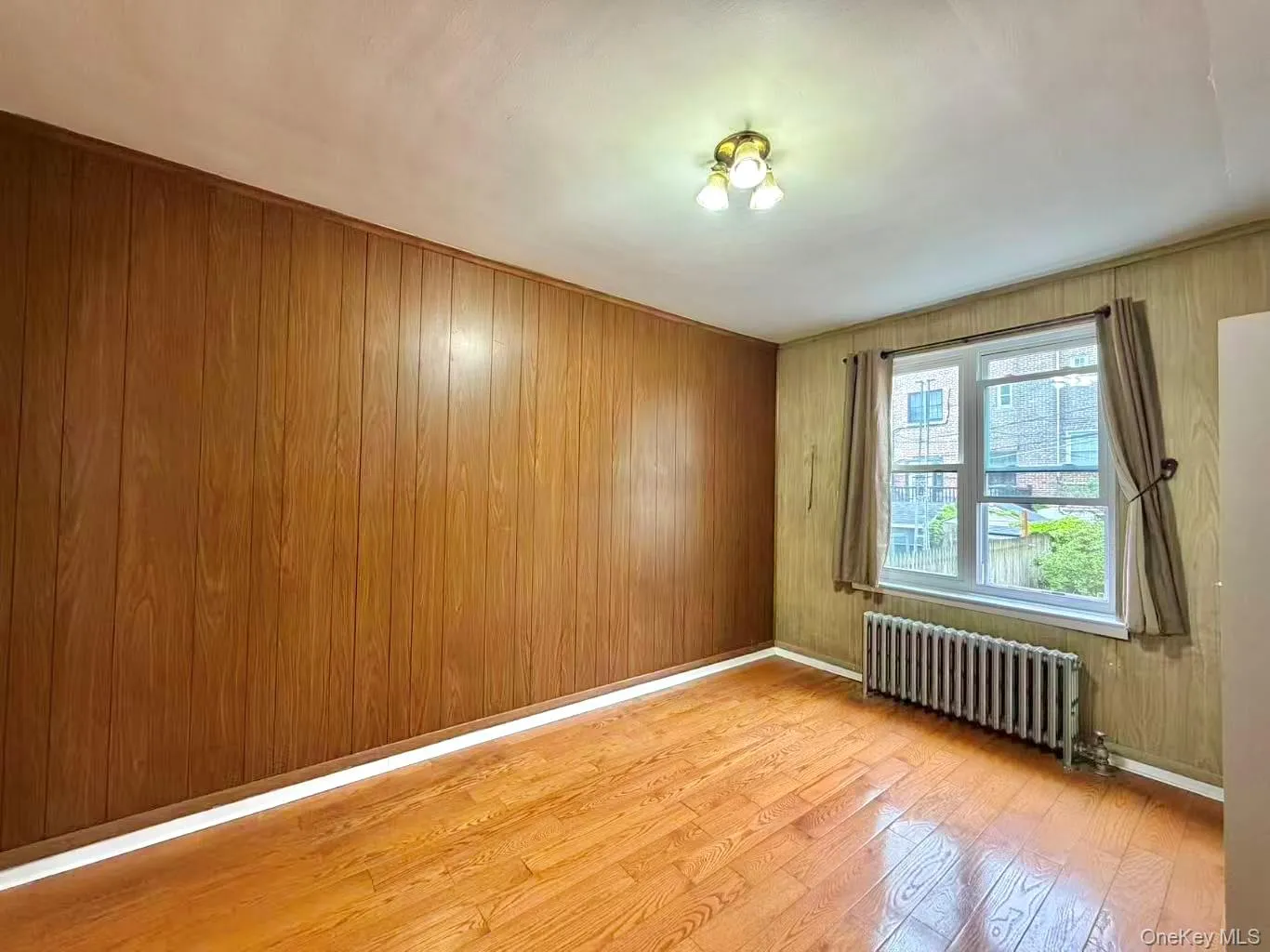 48-40 39th Street, New York, NY, 3 Bedrooms Bedrooms, 6 Rooms Rooms,2 BathroomsBathrooms,Residential Sale,For Rent,39th,0,993244 48-40 39th Street, New York, NY, 3 Bedrooms Bedrooms, 6 Rooms Rooms,2 BathroomsBathrooms,Residential Sale,For Rent,39th,0,993244