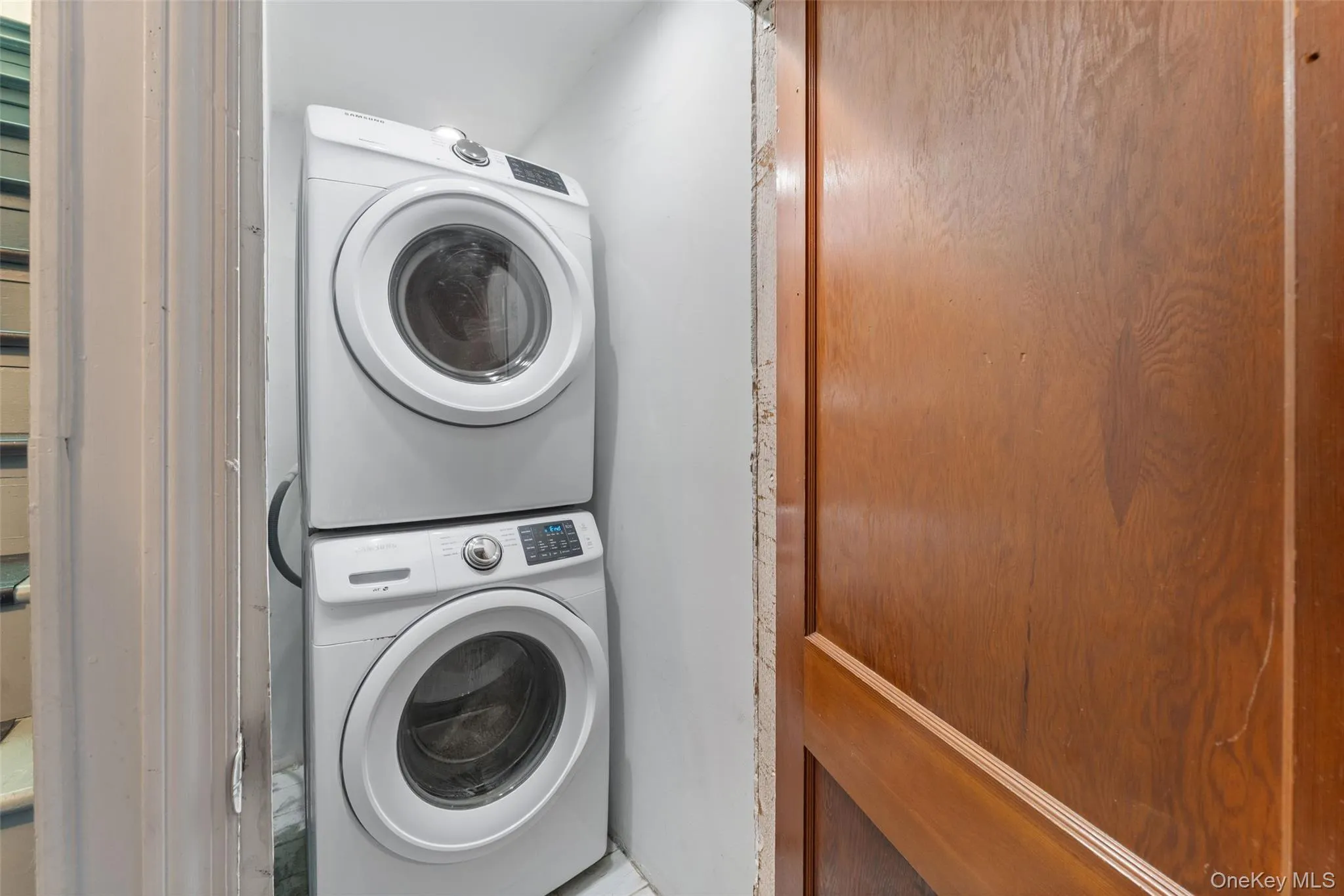 Shared Laundry in Basement Shared Laundry in Basement