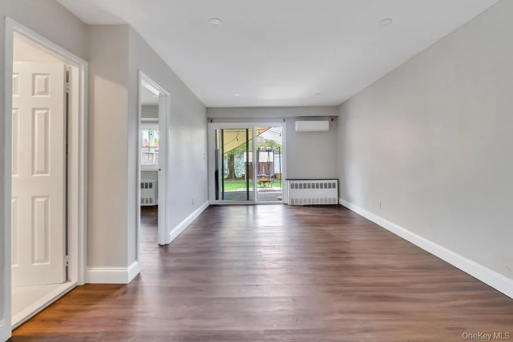 9203 241st Street, New York, NY, 2 Bedrooms Bedrooms, 5 Rooms Rooms,1 BathroomBathrooms,Residential Lease,For Rent,241st,0,993247 9203 241st Street, New York, NY, 2 Bedrooms Bedrooms, 5 Rooms Rooms,1 BathroomBathrooms,Residential Lease,For Rent,241st,0,993247