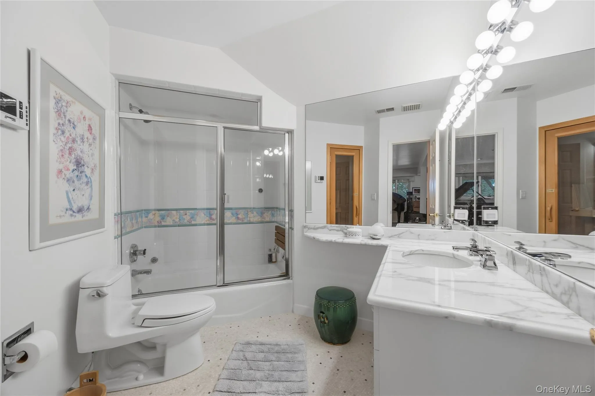 Large Full Bathroom with bathtub and sauna on lower level Large Full Bathroom with bathtub and sauna on lower level