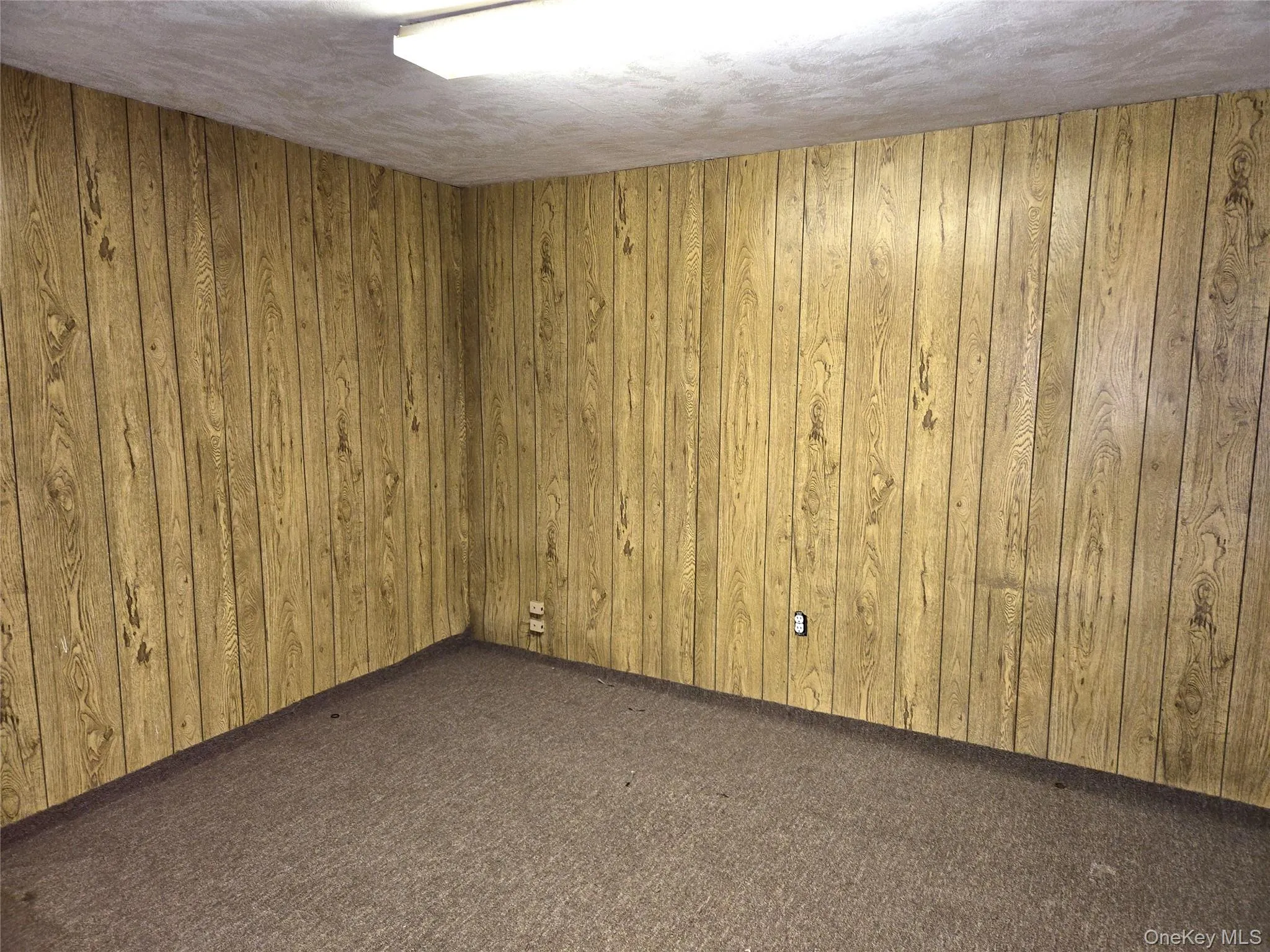 31 Hickory Road, North Hempstead, NY, 3 Bedrooms Bedrooms, 6 Rooms Rooms,1 BathroomBathrooms,Residential Lease,For Rent,Hickory,0,993265 31 Hickory Road, North Hempstead, NY, 3 Bedrooms Bedrooms, 6 Rooms Rooms,1 BathroomBathrooms,Residential Lease,For Rent,Hickory,0,993265