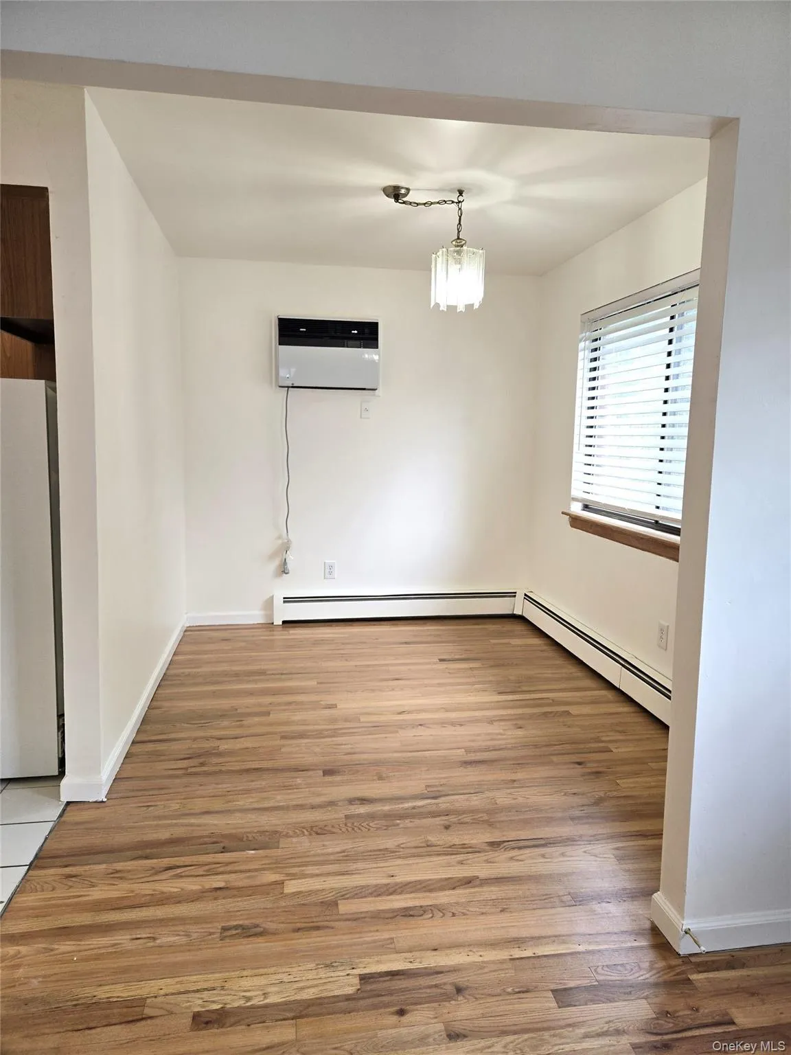 31 Hickory Road, North Hempstead, NY, 3 Bedrooms Bedrooms, 6 Rooms Rooms,1 BathroomBathrooms,Residential Lease,For Rent,Hickory,0,993265 31 Hickory Road, North Hempstead, NY, 3 Bedrooms Bedrooms, 6 Rooms Rooms,1 BathroomBathrooms,Residential Lease,For Rent,Hickory,0,993265