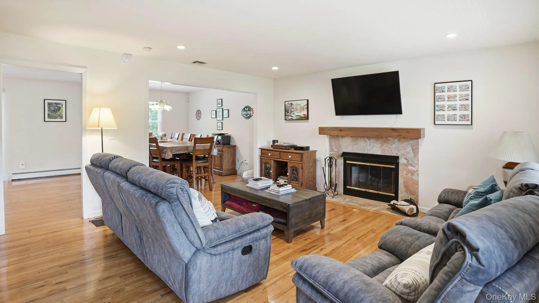 6 Bay Run, Riverhead, NY, 4 Bedrooms Bedrooms, 9 Rooms Rooms,3 BathroomsBathrooms,Residential Lease,For Rent,Bay Run,0,993283 6 Bay Run, Riverhead, NY, 4 Bedrooms Bedrooms, 9 Rooms Rooms,3 BathroomsBathrooms,Residential Lease,For Rent,Bay Run,0,993283