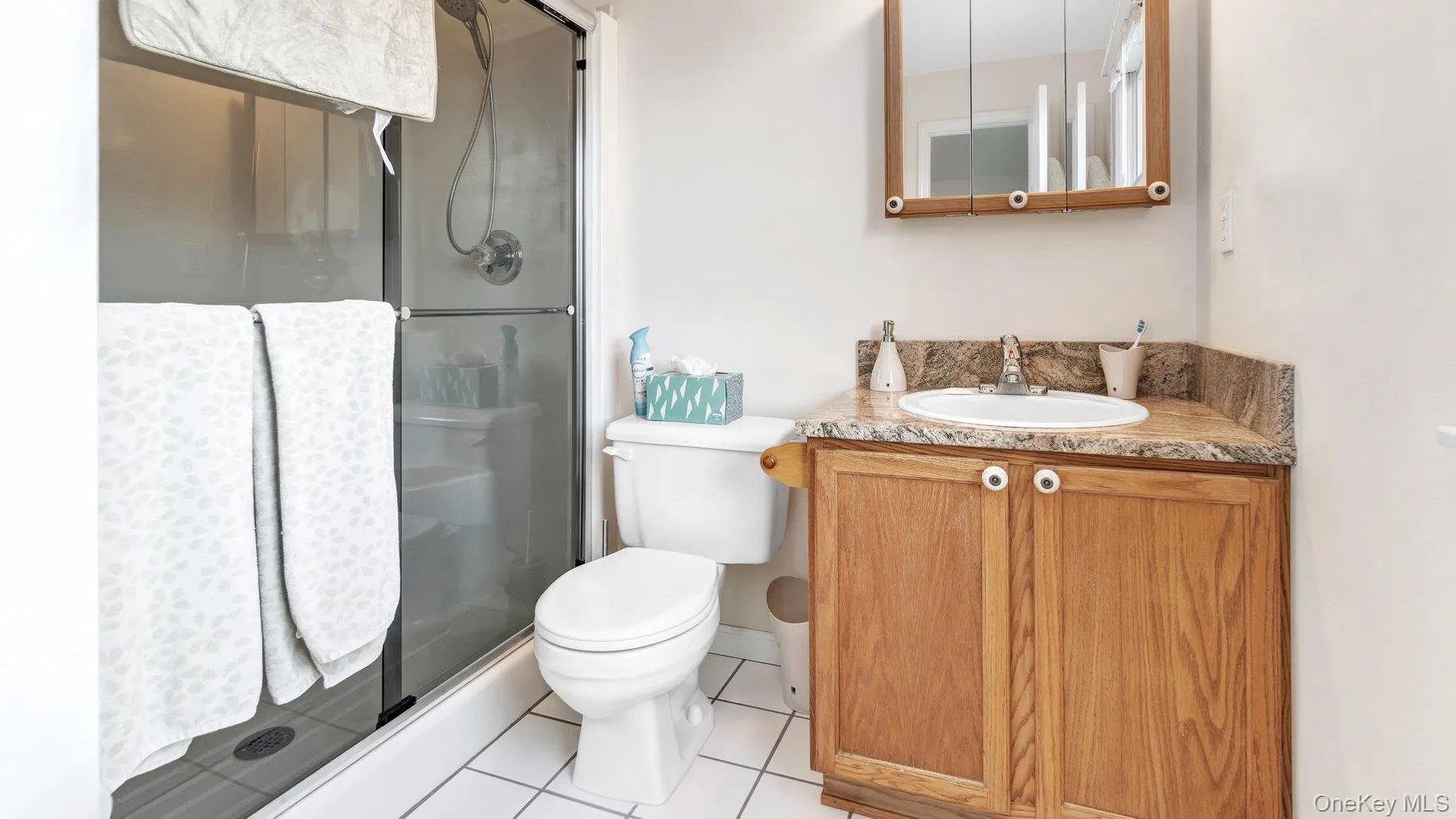 6 Bay Run, Riverhead, NY, 4 Bedrooms Bedrooms, 9 Rooms Rooms,3 BathroomsBathrooms,Residential Lease,For Rent,Bay Run,0,993283 6 Bay Run, Riverhead, NY, 4 Bedrooms Bedrooms, 9 Rooms Rooms,3 BathroomsBathrooms,Residential Lease,For Rent,Bay Run,0,993283