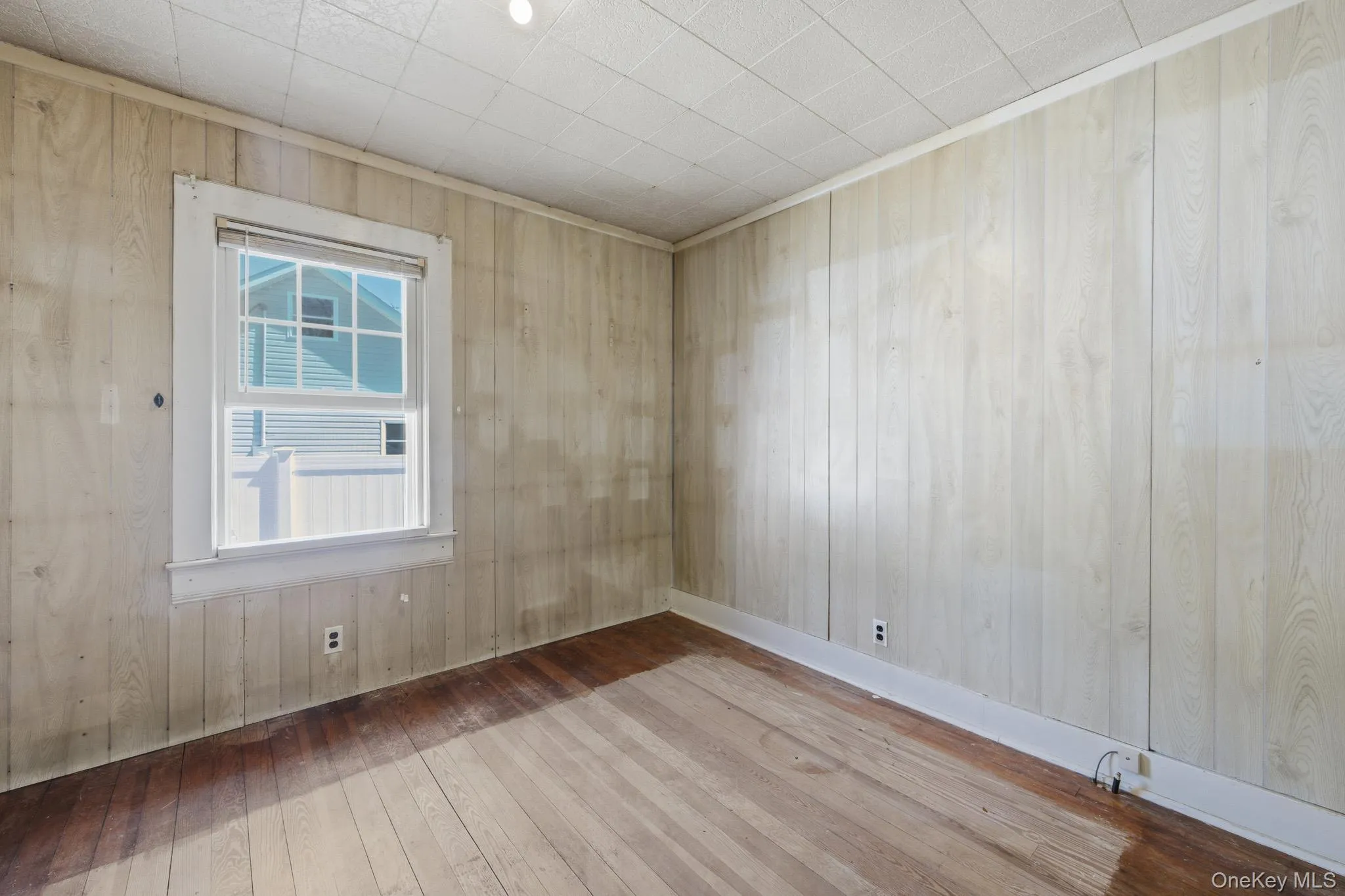 109 Grove Avenue, Brookhaven, NY, 3 Bedrooms Bedrooms, 8 Rooms Rooms,1 BathroomBathrooms,Residential Sale,For Rent,Grove,0,993290 109 Grove Avenue, Brookhaven, NY, 3 Bedrooms Bedrooms, 8 Rooms Rooms,1 BathroomBathrooms,Residential Sale,For Rent,Grove,0,993290