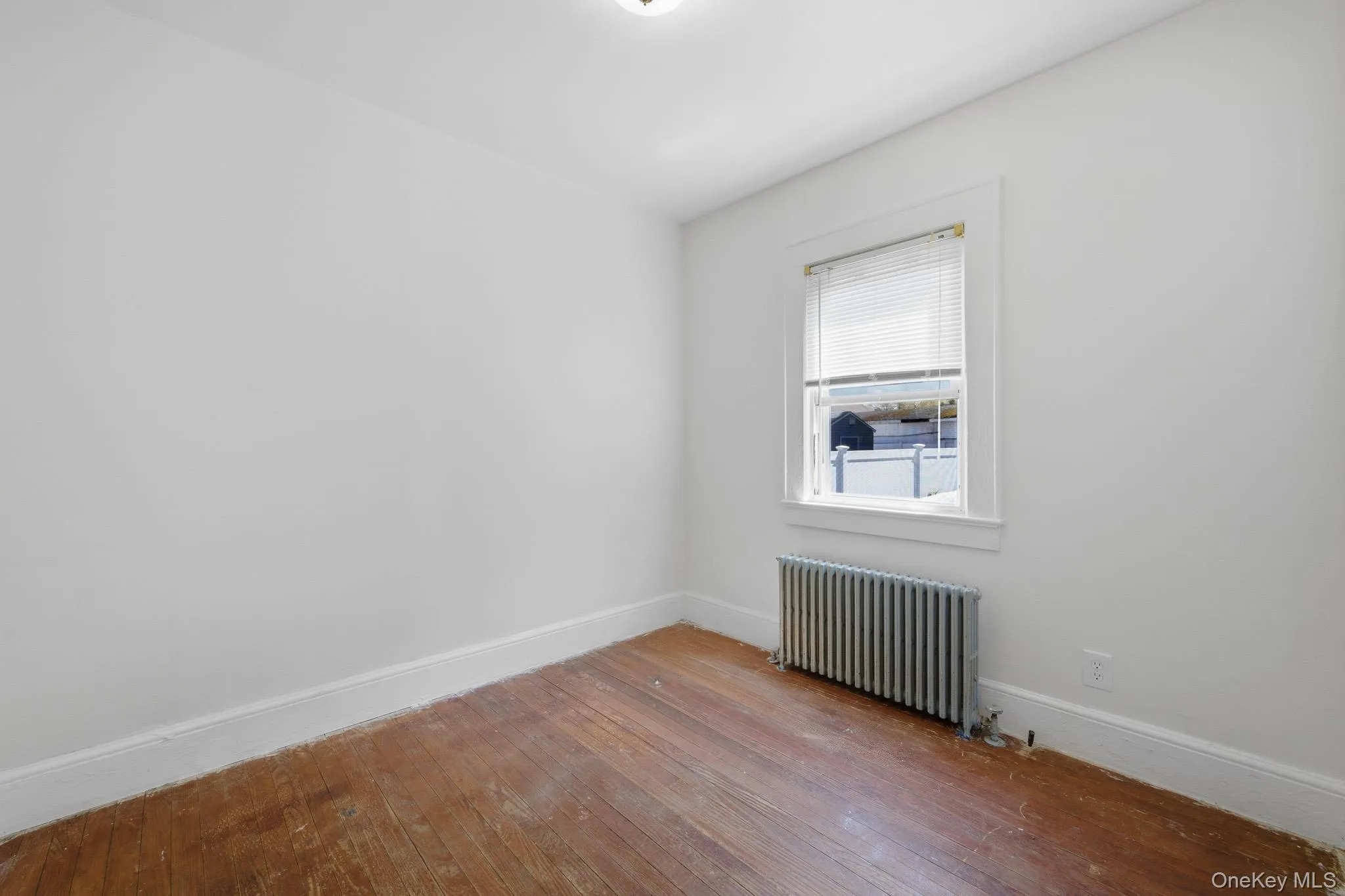 109 Grove Avenue, Brookhaven, NY, 3 Bedrooms Bedrooms, 8 Rooms Rooms,1 BathroomBathrooms,Residential Sale,For Rent,Grove,0,993290 109 Grove Avenue, Brookhaven, NY, 3 Bedrooms Bedrooms, 8 Rooms Rooms,1 BathroomBathrooms,Residential Sale,For Rent,Grove,0,993290