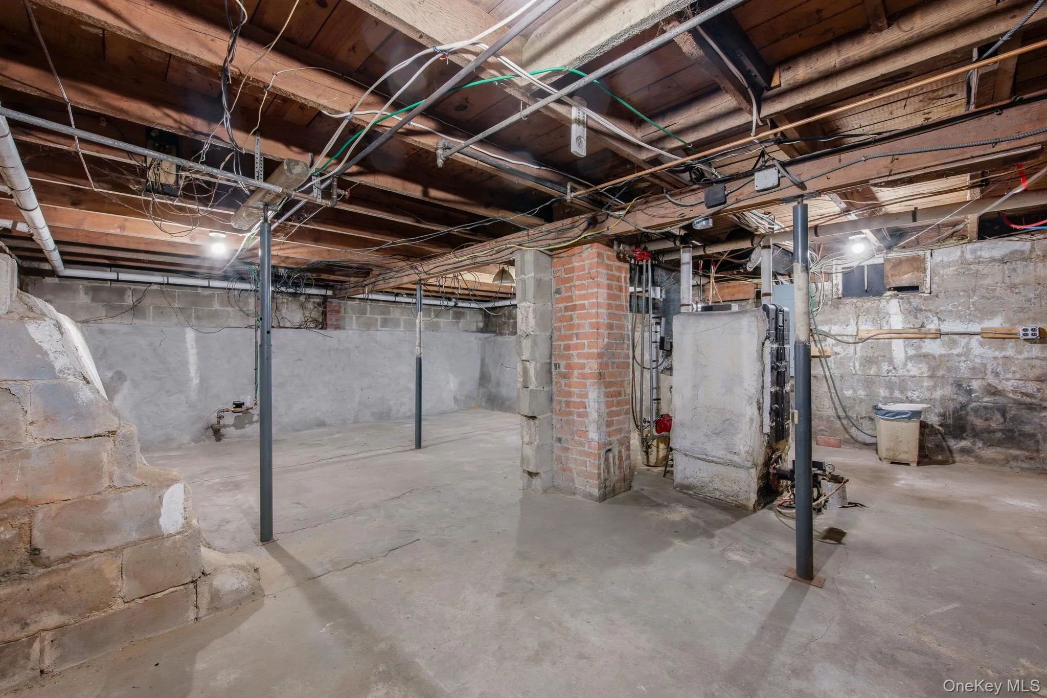 109 Grove Avenue, Brookhaven, NY, 3 Bedrooms Bedrooms, 8 Rooms Rooms,1 BathroomBathrooms,Residential Sale,For Rent,Grove,0,993290 109 Grove Avenue, Brookhaven, NY, 3 Bedrooms Bedrooms, 8 Rooms Rooms,1 BathroomBathrooms,Residential Sale,For Rent,Grove,0,993290