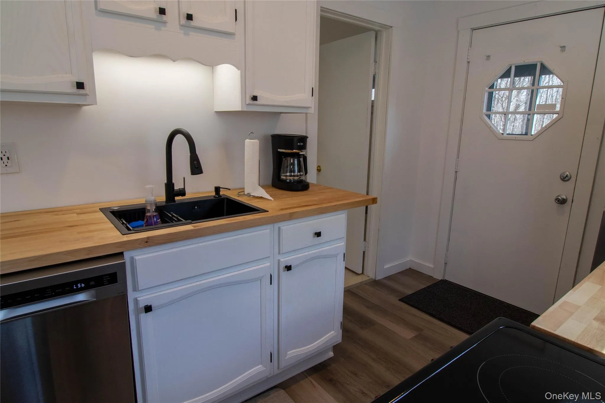 1895 Horse Brook Road, Colchester, NY, 2 Bedrooms Bedrooms, 6 Rooms Rooms,1 BathroomBathrooms,Residential,For Rent,Horse Brook,0,993294 1895 Horse Brook Road, Colchester, NY, 2 Bedrooms Bedrooms, 6 Rooms Rooms,1 BathroomBathrooms,Residential,For Rent,Horse Brook,0,993294