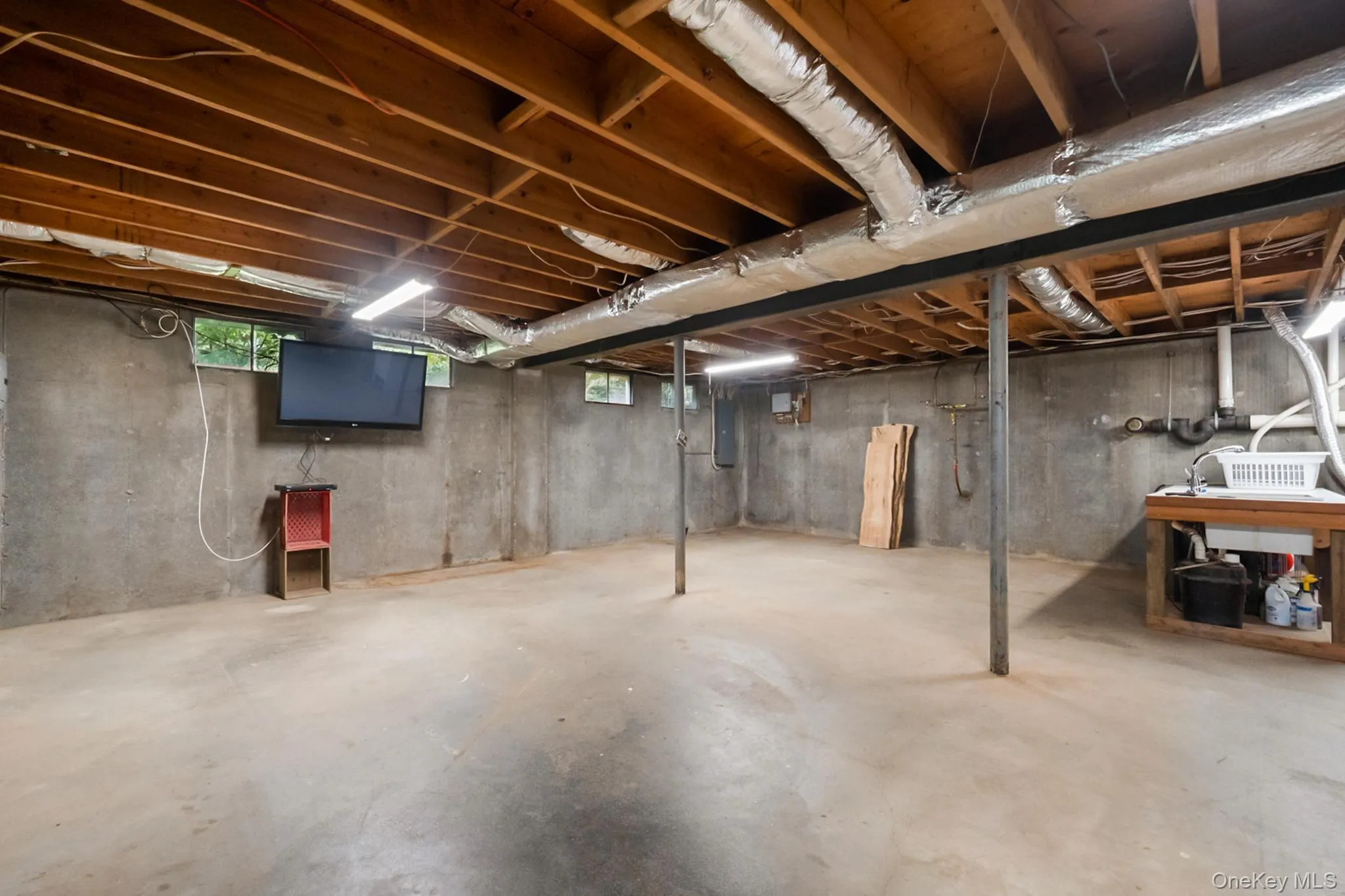 Walk out Basement to backyard Walk out Basement to backyard