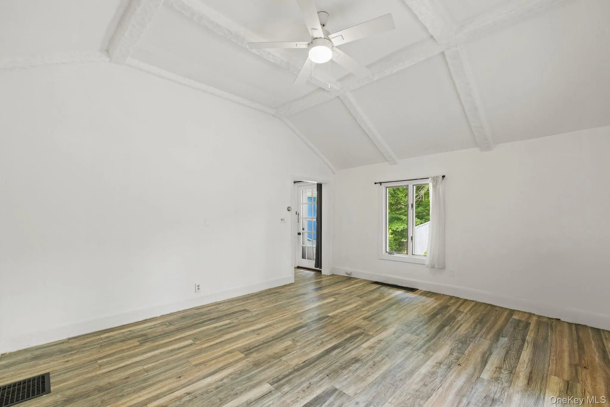 58 Maple Avenue, New Castle, NY, 2 Bedrooms Bedrooms, 4 Rooms Rooms,1 BathroomBathrooms,Residential,For Rent,Maple,0,993303 58 Maple Avenue, New Castle, NY, 2 Bedrooms Bedrooms, 4 Rooms Rooms,1 BathroomBathrooms,Residential,For Rent,Maple,0,993303
