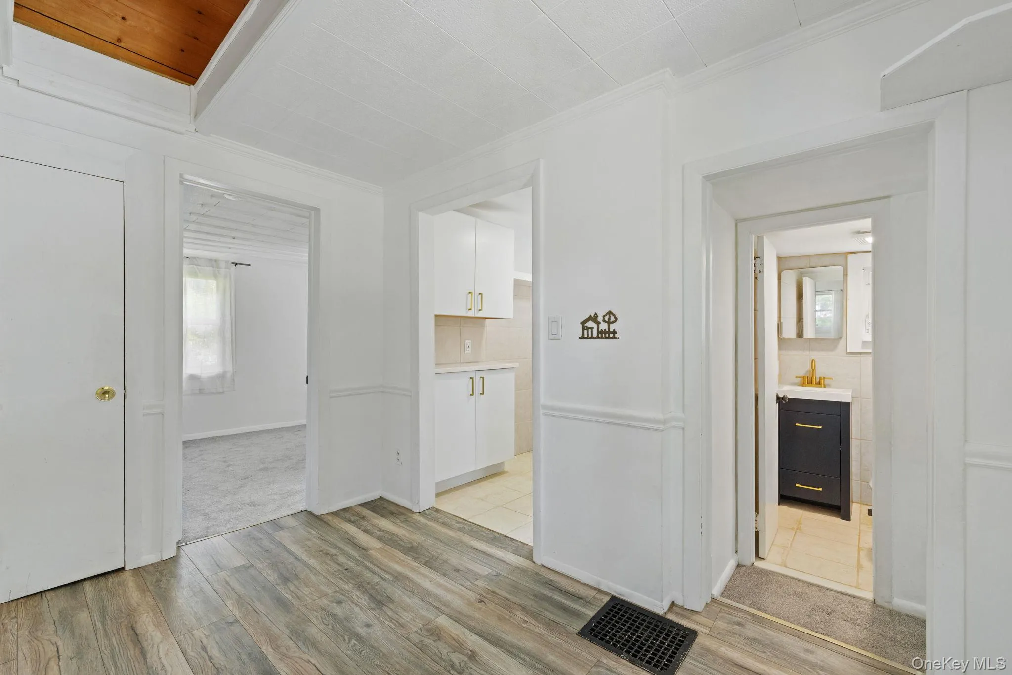 58 Maple Avenue, New Castle, NY, 2 Bedrooms Bedrooms, 4 Rooms Rooms,1 BathroomBathrooms,Residential,For Rent,Maple,0,993303 58 Maple Avenue, New Castle, NY, 2 Bedrooms Bedrooms, 4 Rooms Rooms,1 BathroomBathrooms,Residential,For Rent,Maple,0,993303