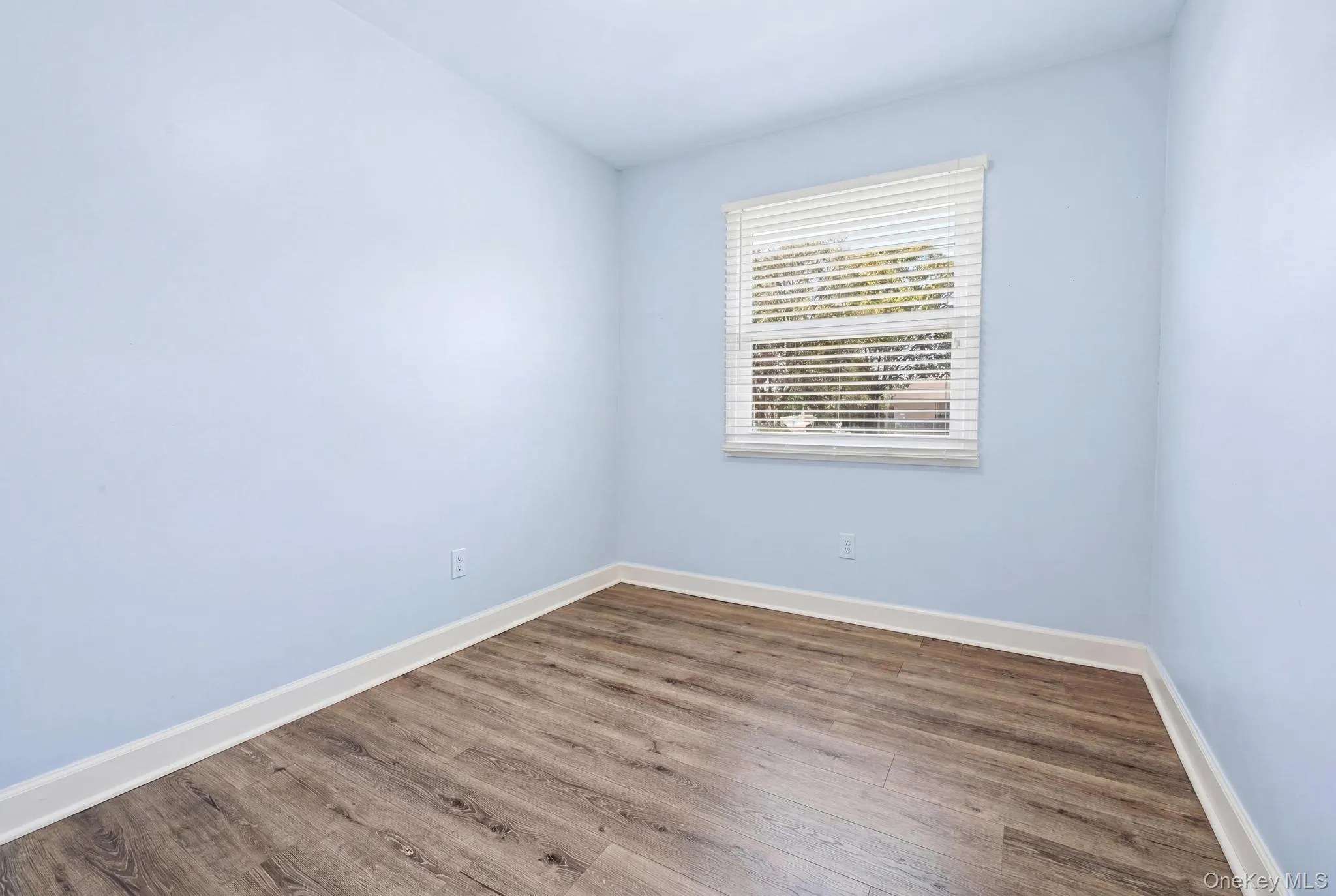 683 Broadway, Islip, NY, 4 Bedrooms Bedrooms, 6 Rooms Rooms,2 BathroomsBathrooms,Residential,For Rent,Broadway,0,993310 683 Broadway, Islip, NY, 4 Bedrooms Bedrooms, 6 Rooms Rooms,2 BathroomsBathrooms,Residential,For Rent,Broadway,0,993310