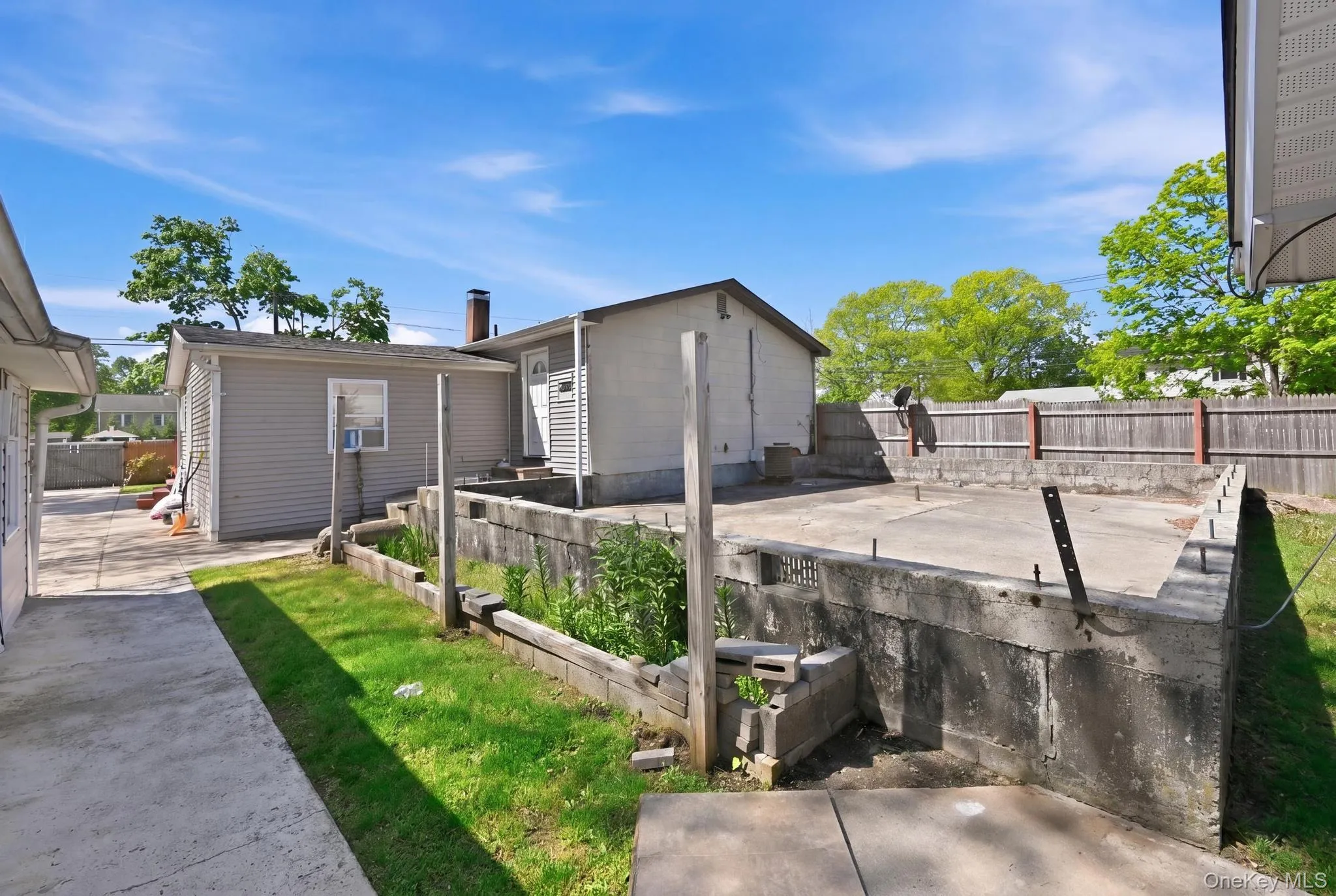 683 Broadway, Islip, NY, 4 Bedrooms Bedrooms, 6 Rooms Rooms,2 BathroomsBathrooms,Residential,For Rent,Broadway,0,993310 683 Broadway, Islip, NY, 4 Bedrooms Bedrooms, 6 Rooms Rooms,2 BathroomsBathrooms,Residential,For Rent,Broadway,0,993310