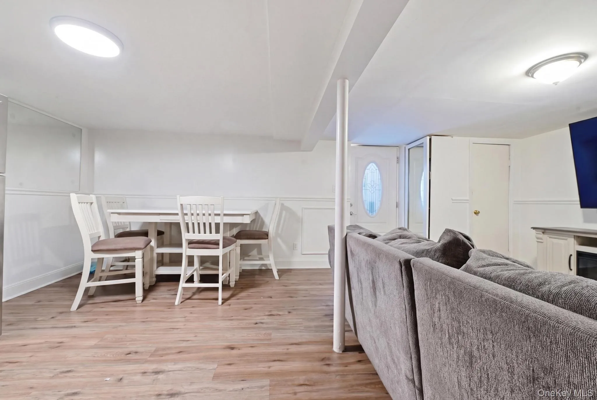 683 Broadway, Islip, NY, 4 Bedrooms Bedrooms, 6 Rooms Rooms,2 BathroomsBathrooms,Residential,For Rent,Broadway,0,993310 683 Broadway, Islip, NY, 4 Bedrooms Bedrooms, 6 Rooms Rooms,2 BathroomsBathrooms,Residential,For Rent,Broadway,0,993310