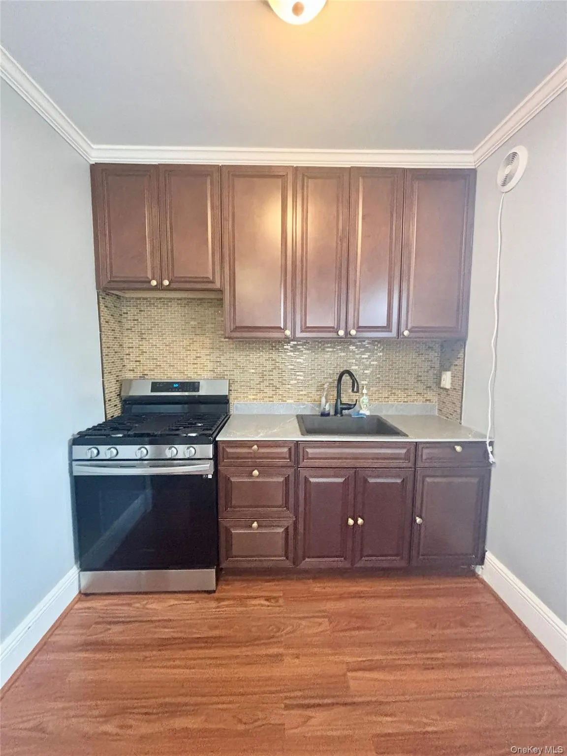 92 Wavecrest Street, Hempstead, NY, 2 Bedrooms Bedrooms, 4 Rooms Rooms,1 BathroomBathrooms,Residential Lease,For Rent,Wavecrest,0,993327 92 Wavecrest Street, Hempstead, NY, 2 Bedrooms Bedrooms, 4 Rooms Rooms,1 BathroomBathrooms,Residential Lease,For Rent,Wavecrest,0,993327