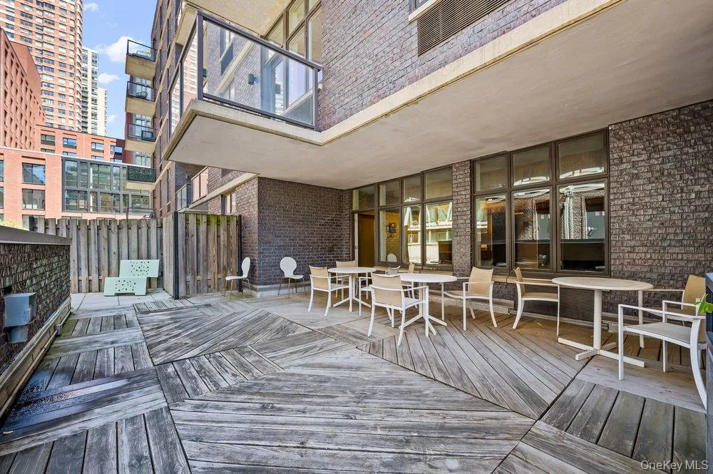 226 50th Avenue, New York, NY, 3 Bedrooms Bedrooms, 6 Rooms Rooms,2 BathroomsBathrooms,Residential,For Rent,50th,0,993331 226 50th Avenue, New York, NY, 3 Bedrooms Bedrooms, 6 Rooms Rooms,2 BathroomsBathrooms,Residential,For Rent,50th,0,993331