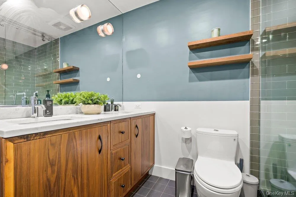 226 50th Avenue, New York, NY, 3 Bedrooms Bedrooms, 6 Rooms Rooms,2 BathroomsBathrooms,Residential,For Rent,50th,0,993331 226 50th Avenue, New York, NY, 3 Bedrooms Bedrooms, 6 Rooms Rooms,2 BathroomsBathrooms,Residential,For Rent,50th,0,993331