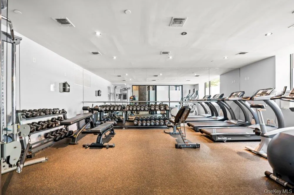 226 50th Avenue, New York, NY, 3 Bedrooms Bedrooms, 6 Rooms Rooms,2 BathroomsBathrooms,Residential,For Rent,50th,0,993331 226 50th Avenue, New York, NY, 3 Bedrooms Bedrooms, 6 Rooms Rooms,2 BathroomsBathrooms,Residential,For Rent,50th,0,993331