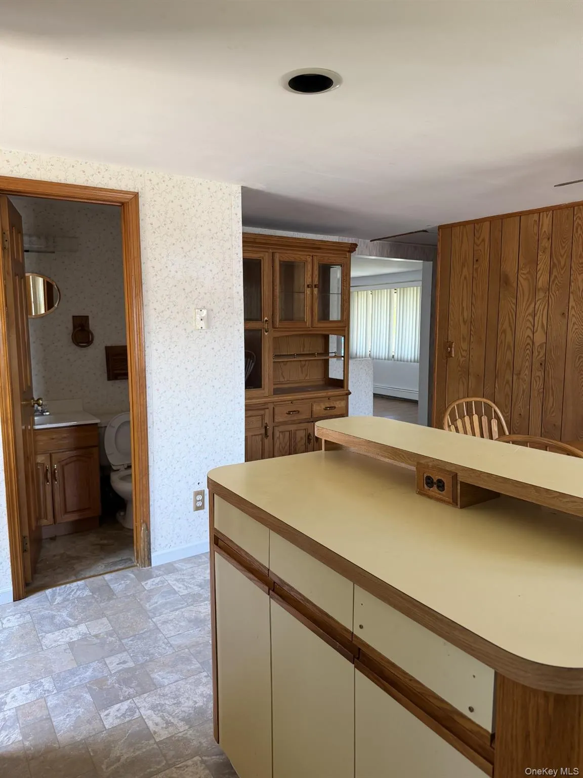 9 Elwin Place, Huntington, NY, 2 Bedrooms Bedrooms, 4 Rooms Rooms,2 BathroomsBathrooms,Residential Lease,For Rent,Elwin,0,993335 9 Elwin Place, Huntington, NY, 2 Bedrooms Bedrooms, 4 Rooms Rooms,2 BathroomsBathrooms,Residential Lease,For Rent,Elwin,0,993335
