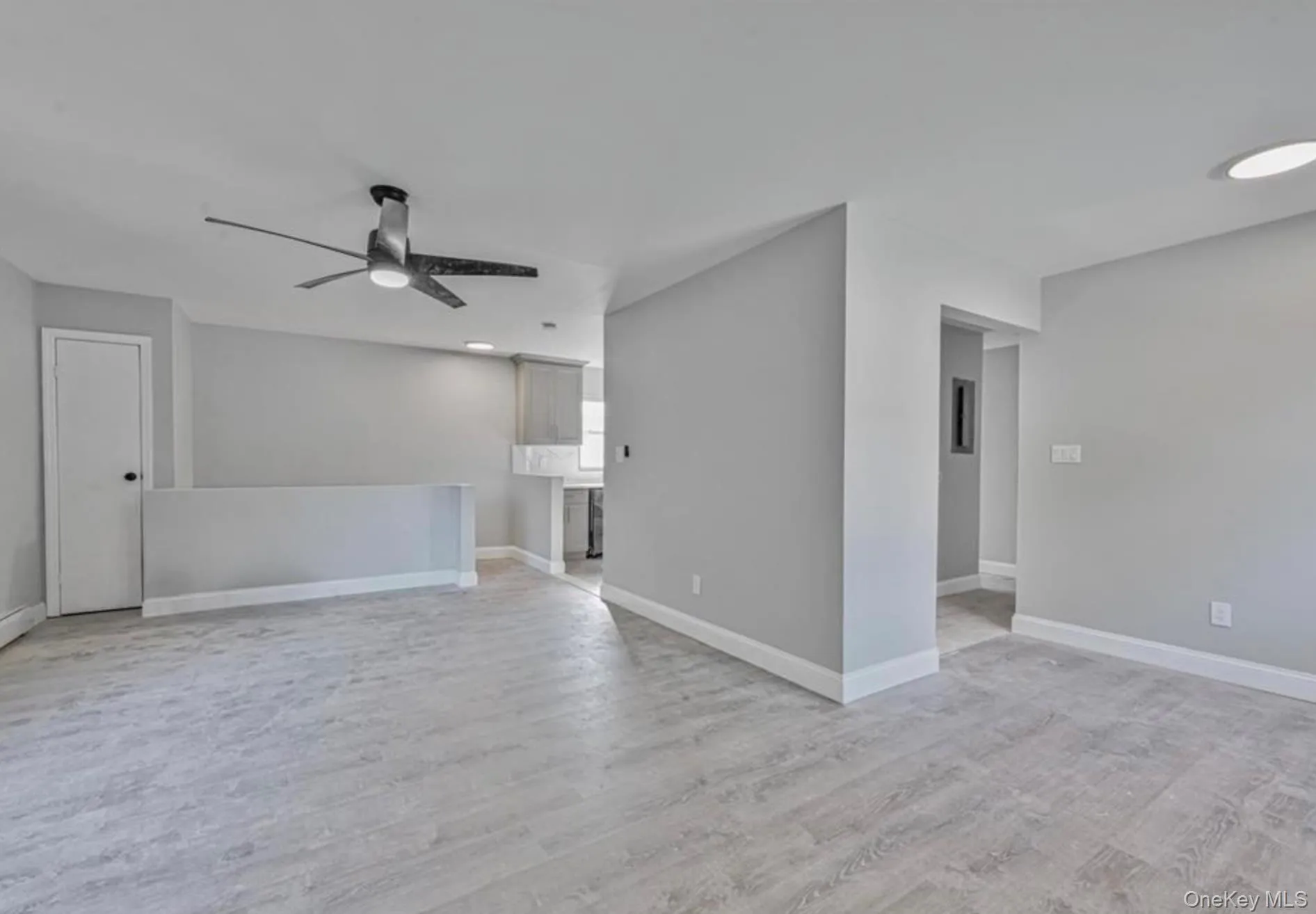 13722 Bedell Street, New York, NY, 3 Bedrooms Bedrooms, 6 Rooms Rooms,1 BathroomBathrooms,Residential Lease,For Rent,Bedell,0,993341 13722 Bedell Street, New York, NY, 3 Bedrooms Bedrooms, 6 Rooms Rooms,1 BathroomBathrooms,Residential Lease,For Rent,Bedell,0,993341