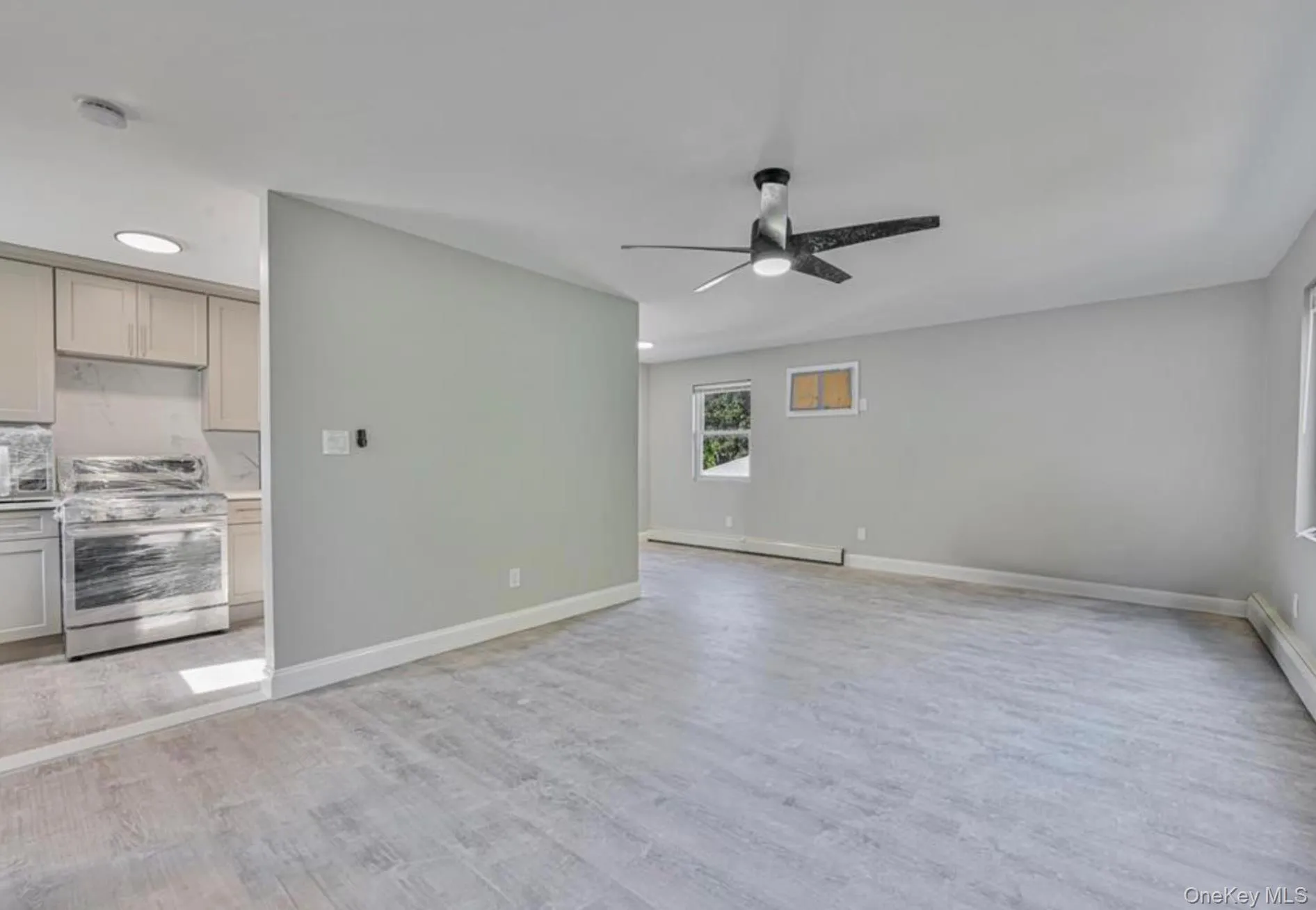 13722 Bedell Street, New York, NY, 3 Bedrooms Bedrooms, 6 Rooms Rooms,1 BathroomBathrooms,Residential Lease,For Rent,Bedell,0,993341 13722 Bedell Street, New York, NY, 3 Bedrooms Bedrooms, 6 Rooms Rooms,1 BathroomBathrooms,Residential Lease,For Rent,Bedell,0,993341