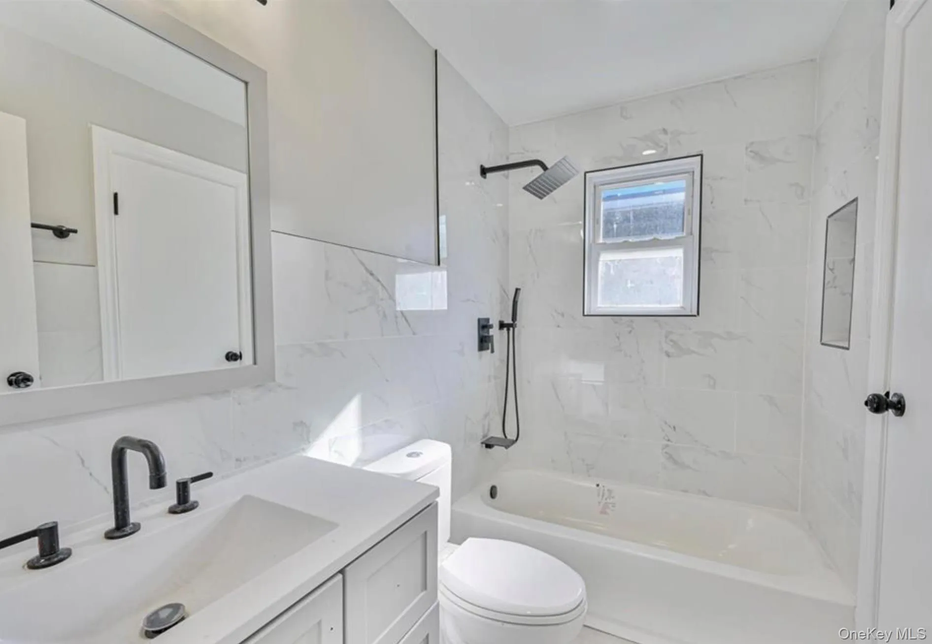 13722 Bedell Street, New York, NY, 3 Bedrooms Bedrooms, 6 Rooms Rooms,1 BathroomBathrooms,Residential Lease,For Rent,Bedell,0,993341 13722 Bedell Street, New York, NY, 3 Bedrooms Bedrooms, 6 Rooms Rooms,1 BathroomBathrooms,Residential Lease,For Rent,Bedell,0,993341