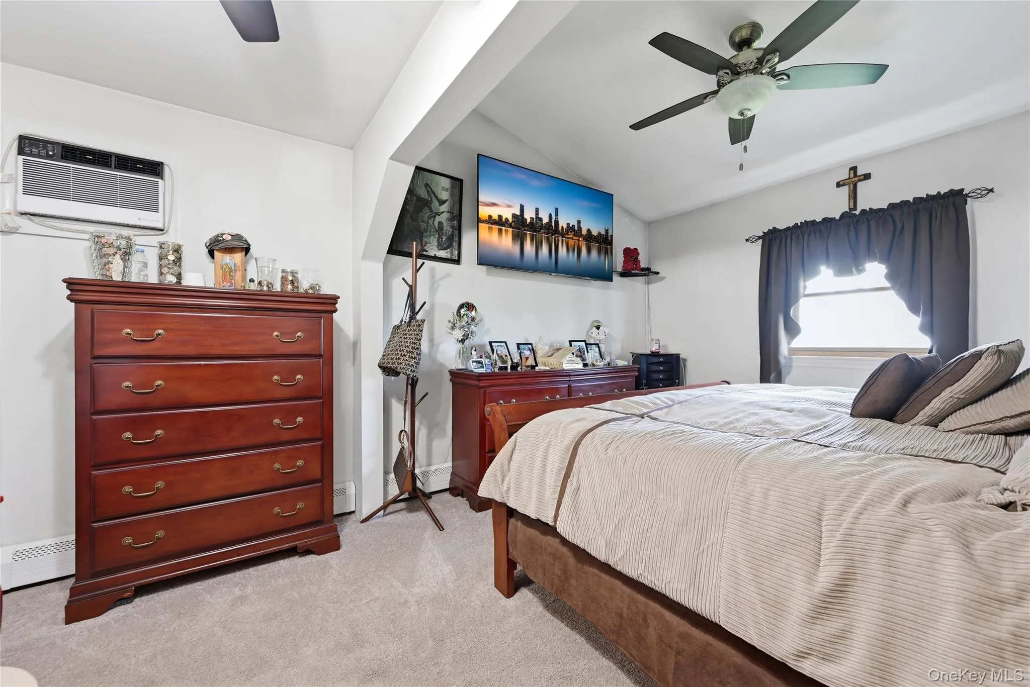 2 Tallow Lane, Hempstead, NY, 5 Bedrooms Bedrooms, 9 Rooms Rooms,2 BathroomsBathrooms,Residential,For Rent,Tallow,0,993343 2 Tallow Lane, Hempstead, NY, 5 Bedrooms Bedrooms, 9 Rooms Rooms,2 BathroomsBathrooms,Residential,For Rent,Tallow,0,993343