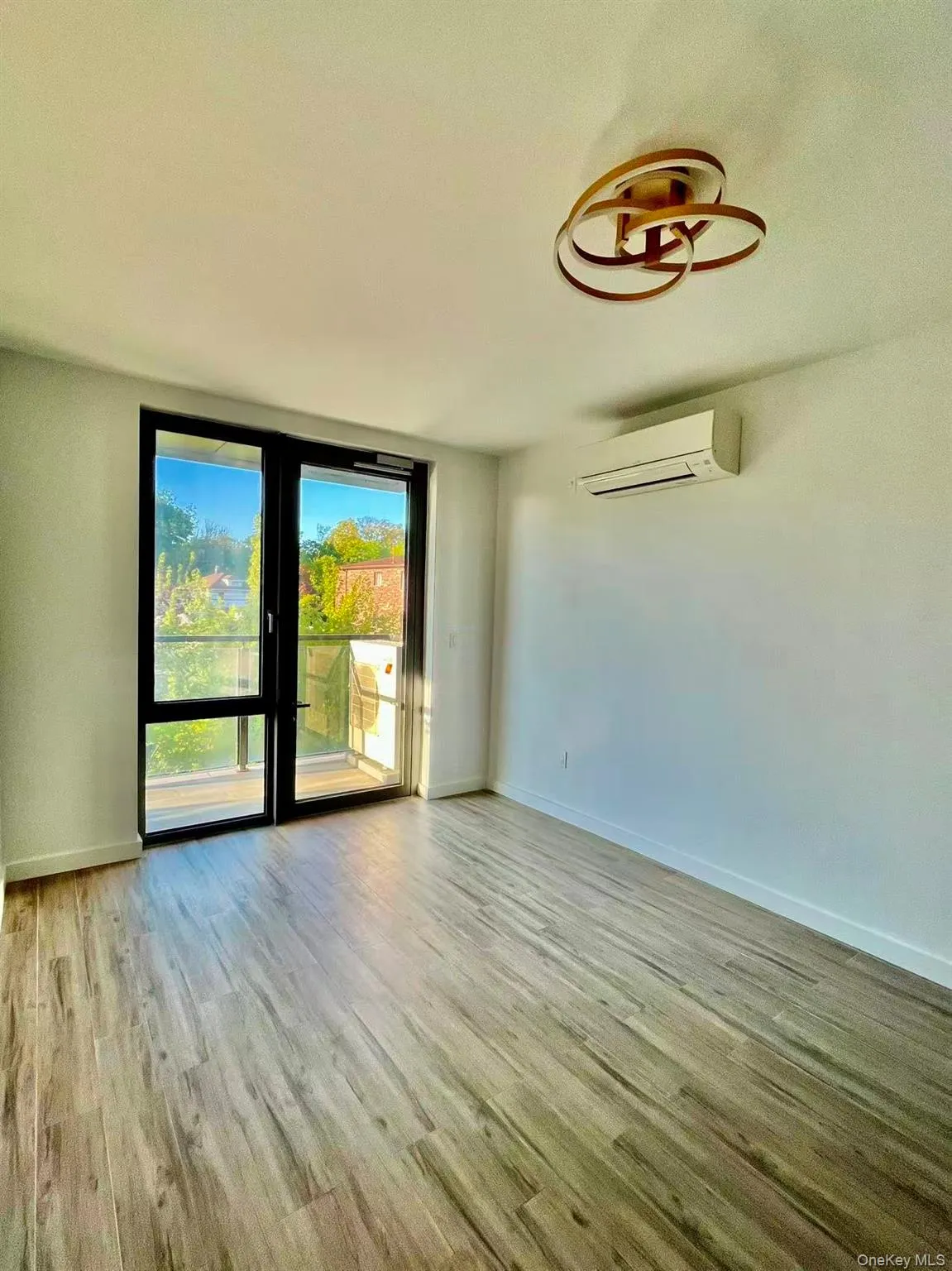 7065 Queens Boulevard, New York, NY, 1 Bedroom Bedrooms, 3 Rooms Rooms,1 BathroomBathrooms,Residential,For Rent,Queens,0,993344 7065 Queens Boulevard, New York, NY, 1 Bedroom Bedrooms, 3 Rooms Rooms,1 BathroomBathrooms,Residential,For Rent,Queens,0,993344