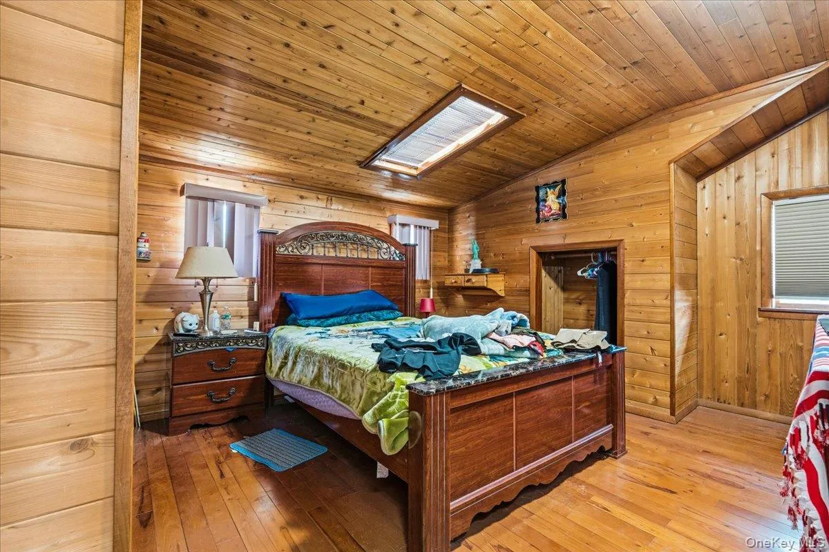 top unit attic bedroom #2 top unit attic bedroom #2