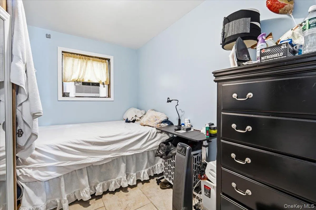 walk in bedroom 1 walk in bedroom 1